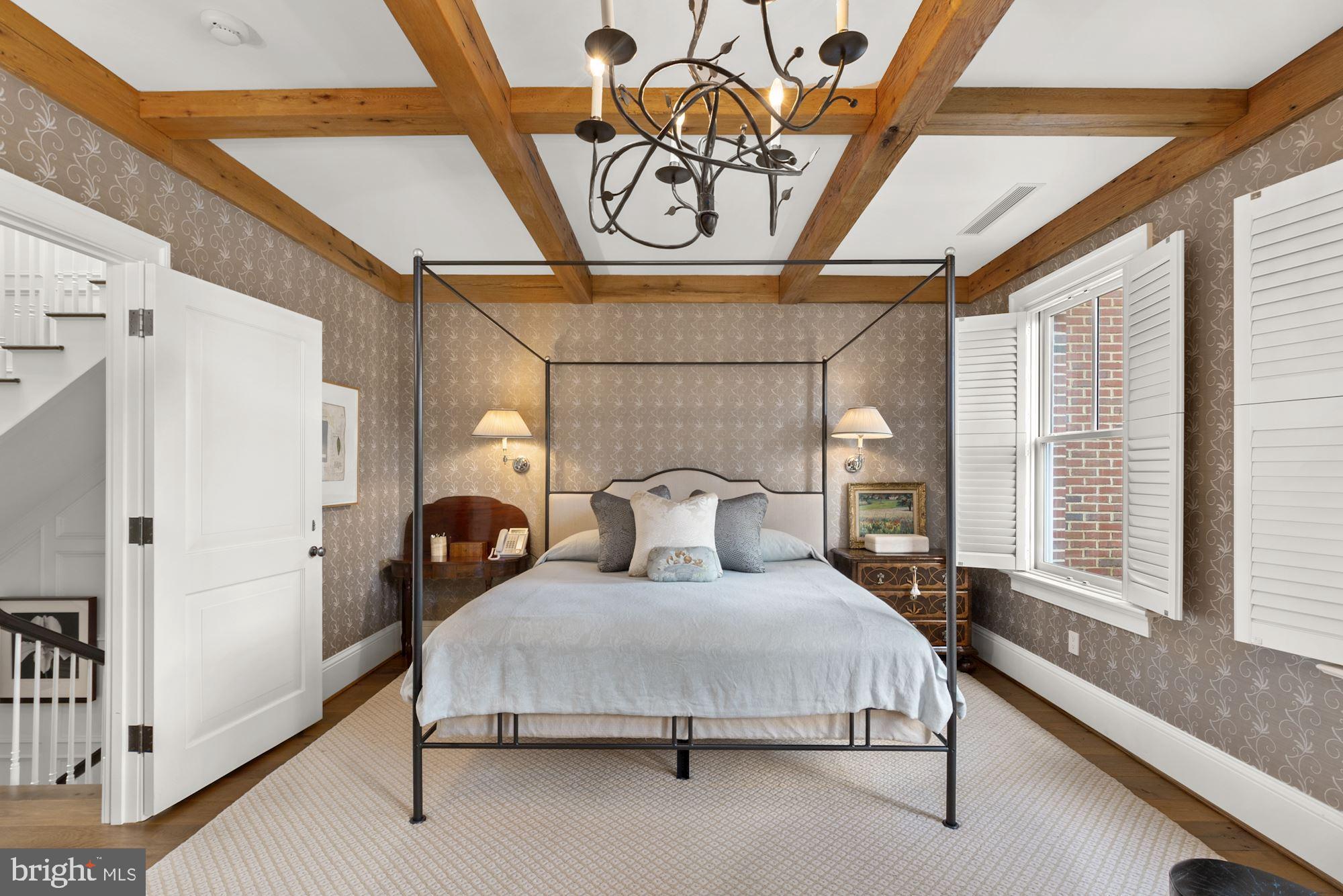GEORGETOWN - Residential