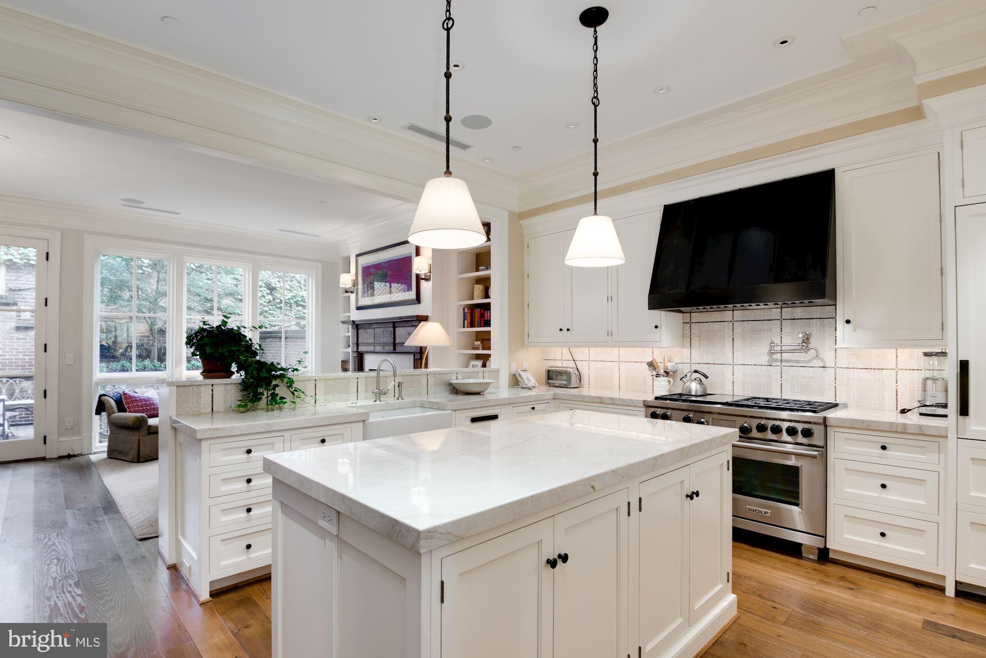 GEORGETOWN - Residential