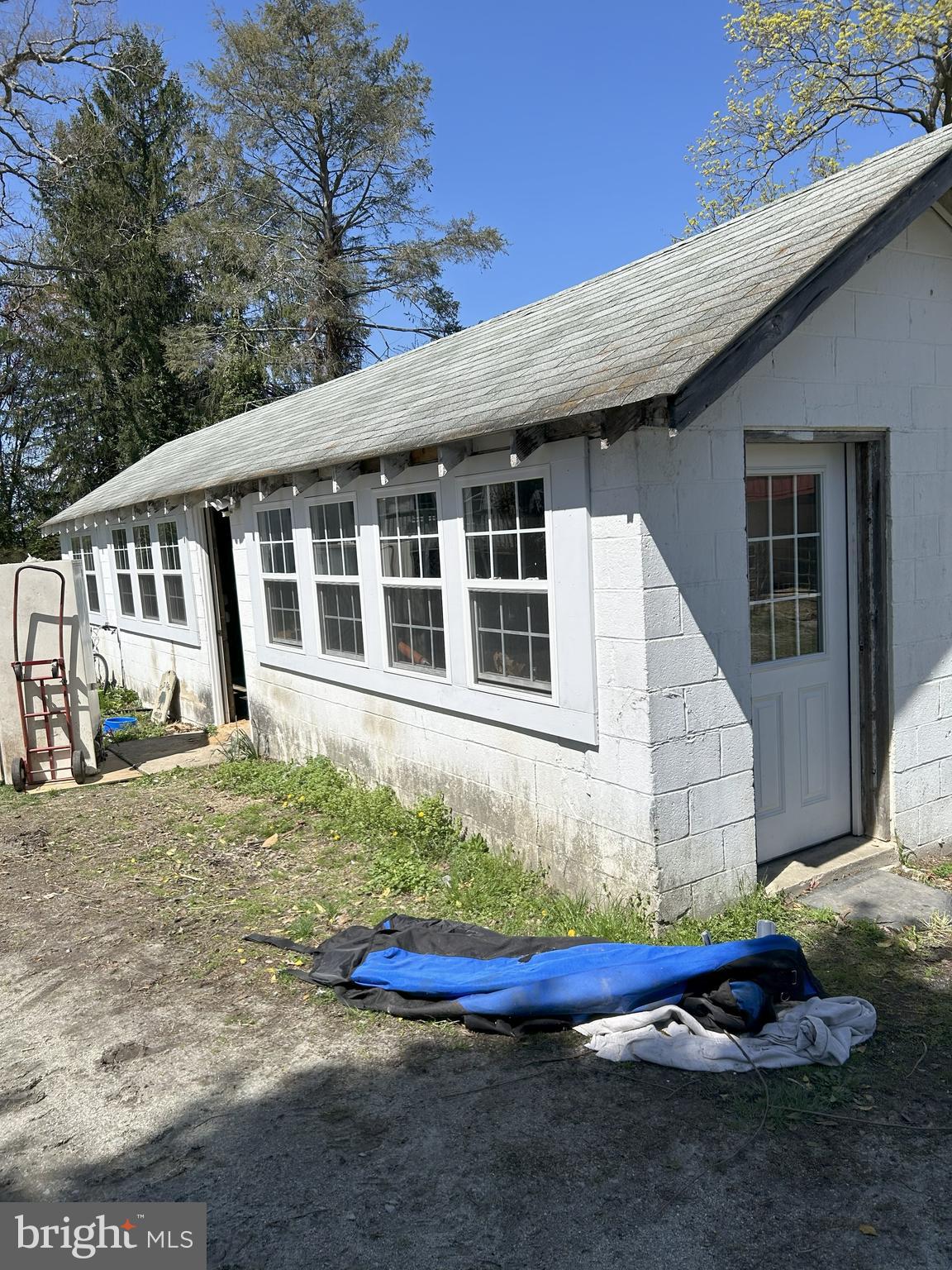 62 REHILL AVENUE