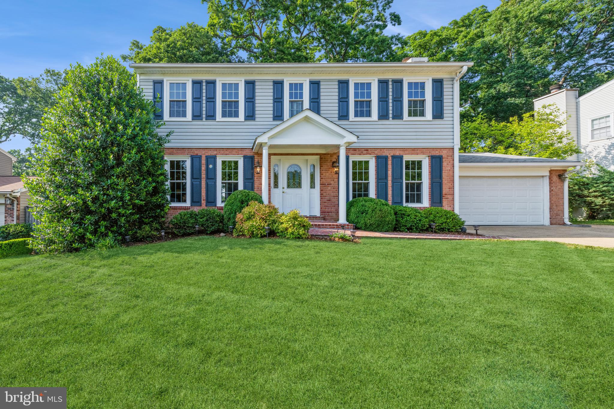 NORTON SQUARE - Residential