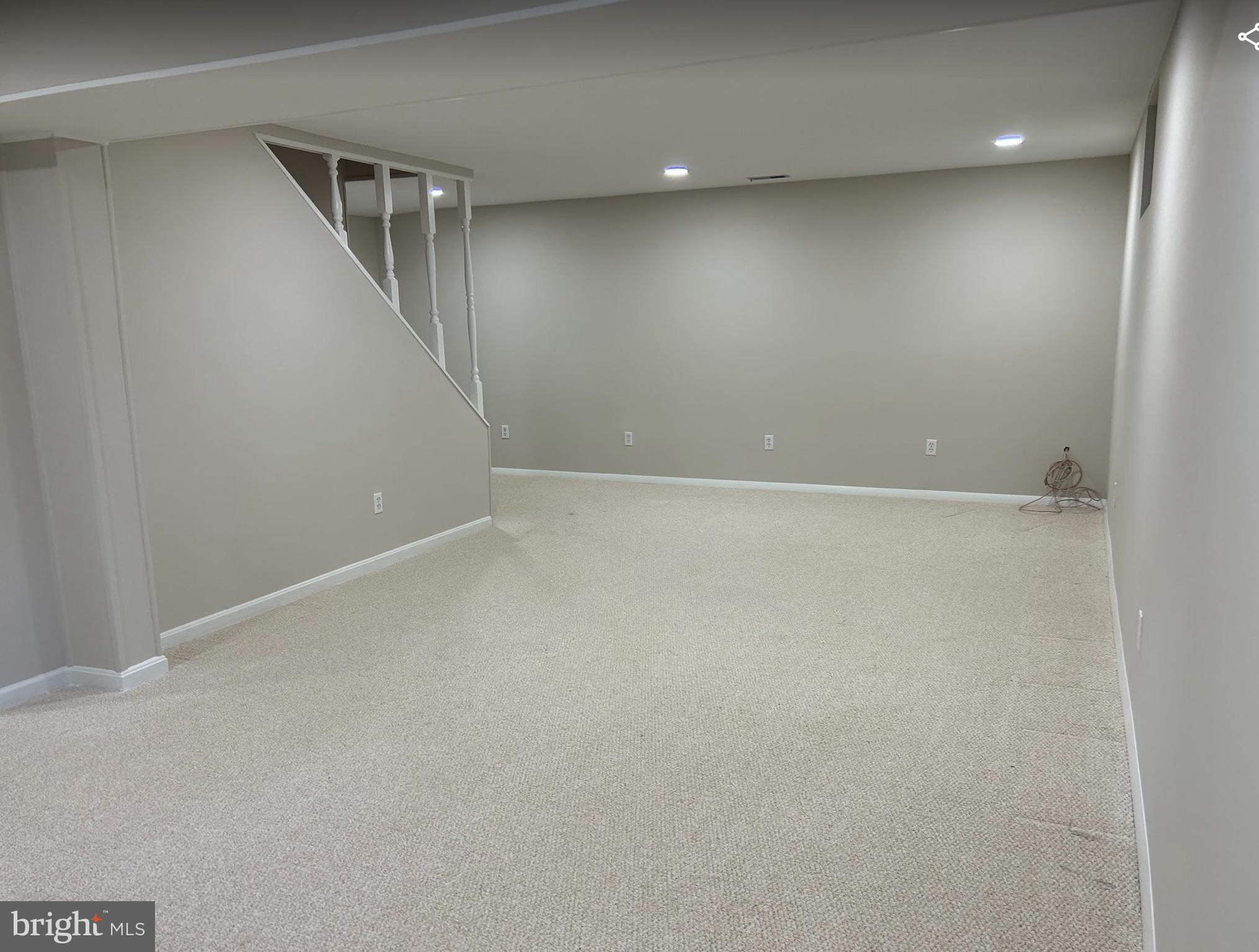 NORTON SQUARE - Residential