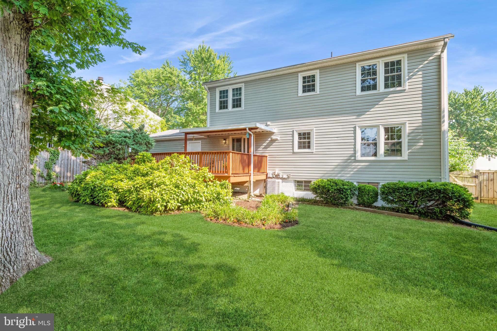 NORTON SQUARE - Residential