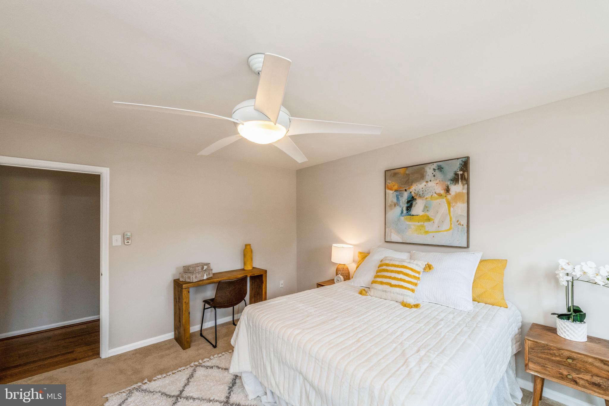 NORTON SQUARE - Residential