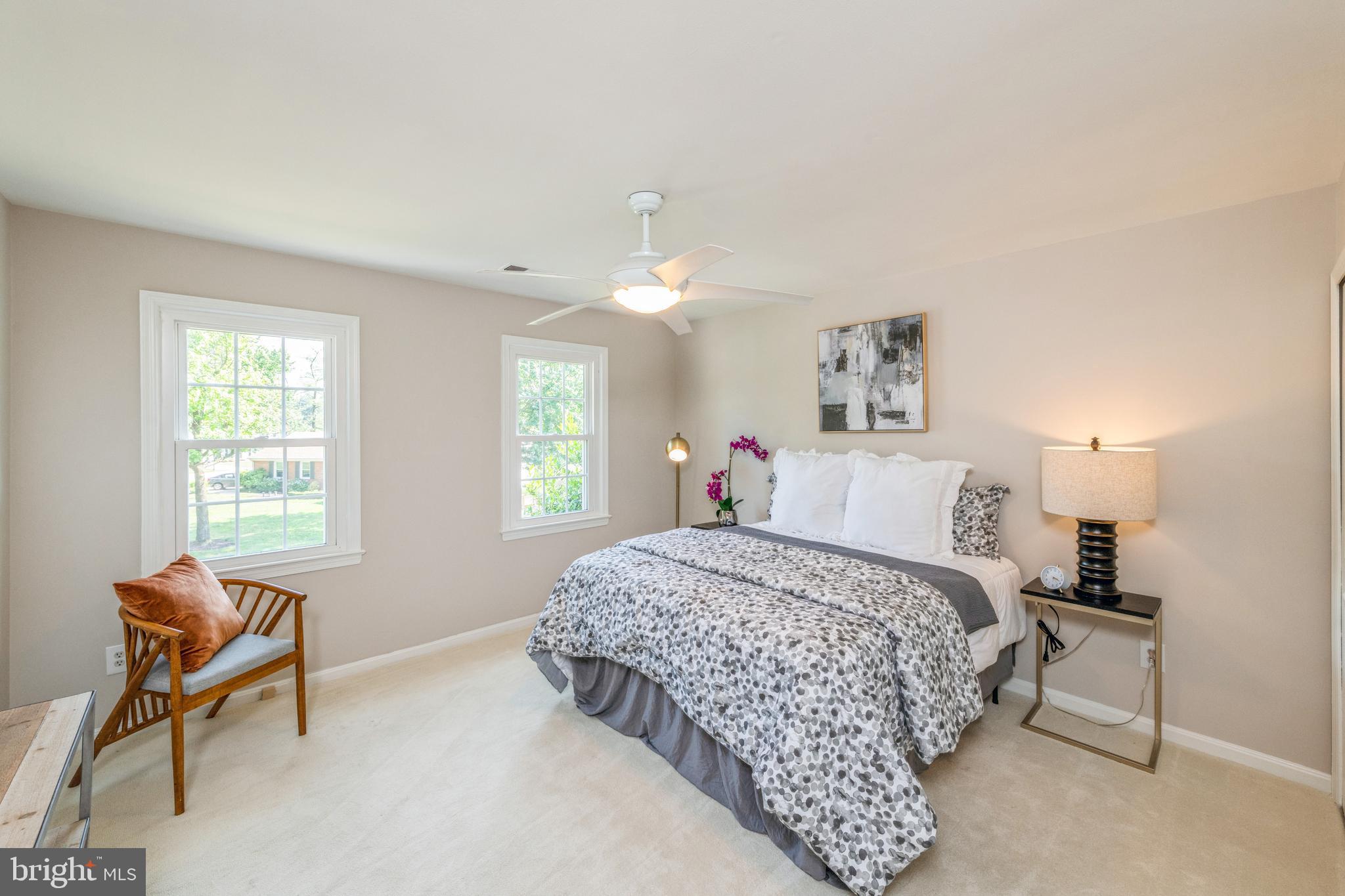 NORTON SQUARE - Residential