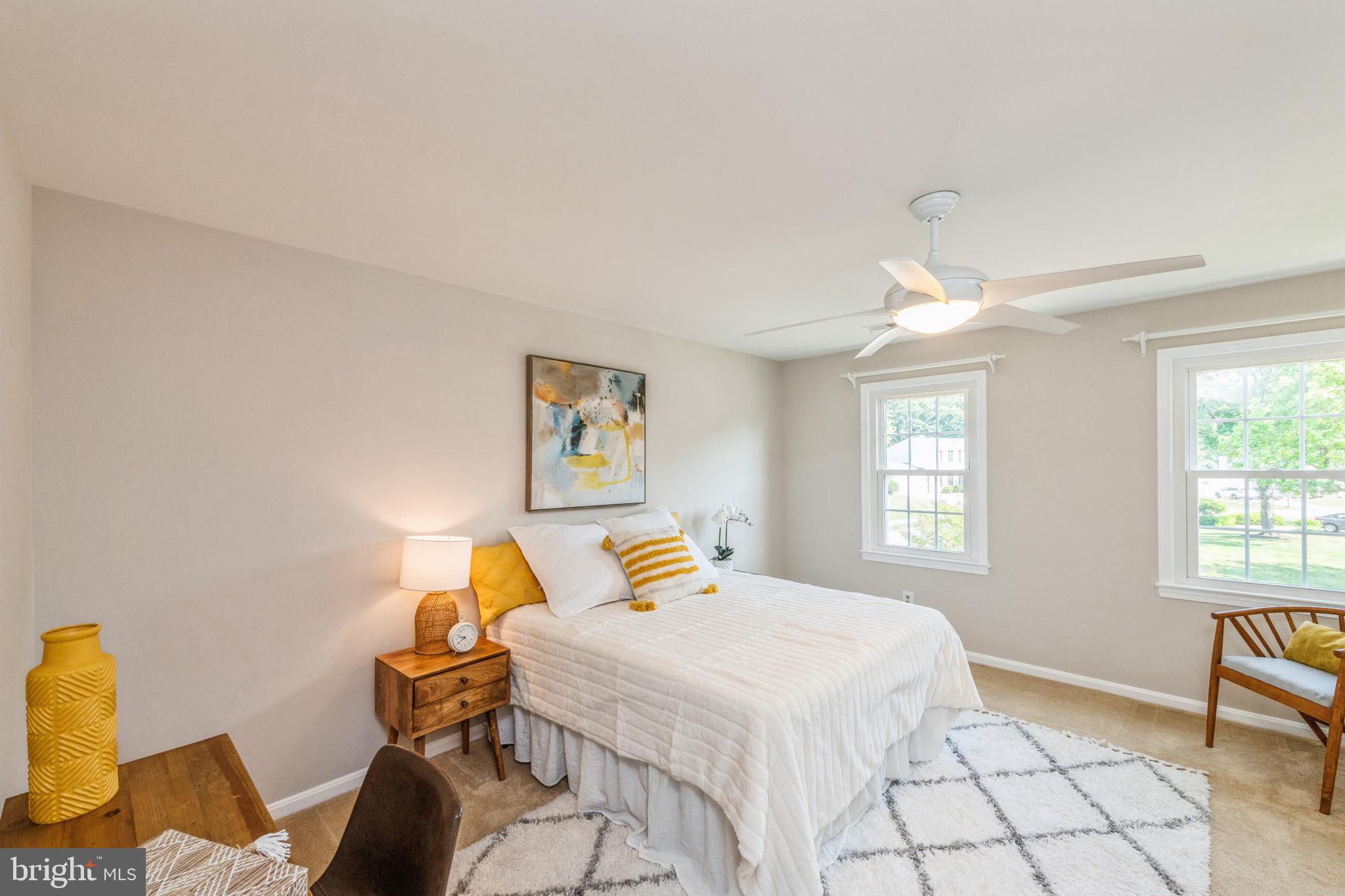 NORTON SQUARE - Residential