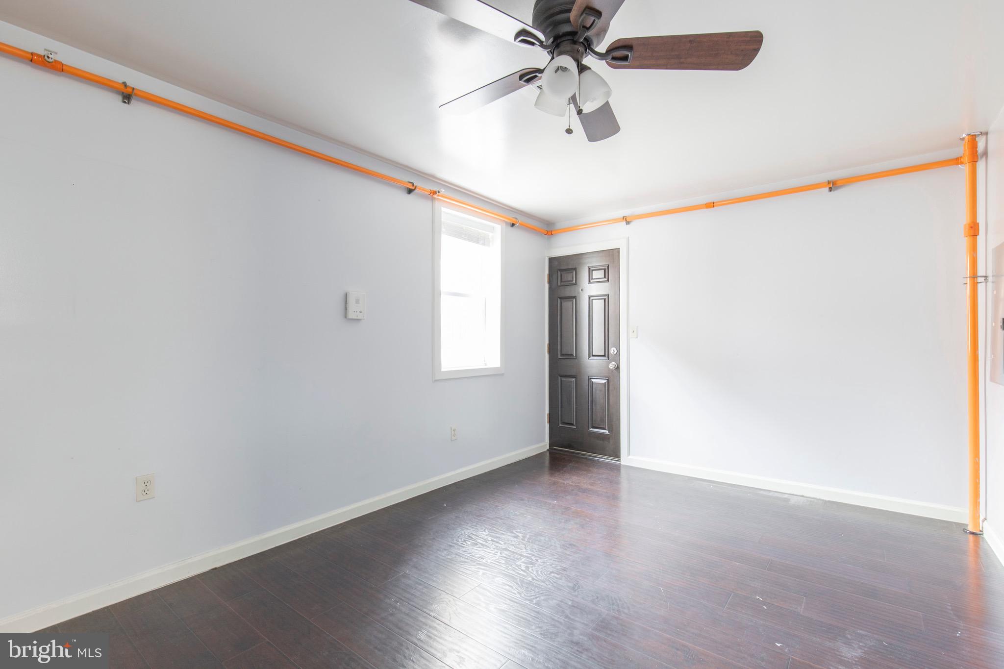 507 W GIRARD AVENUE 09 3R