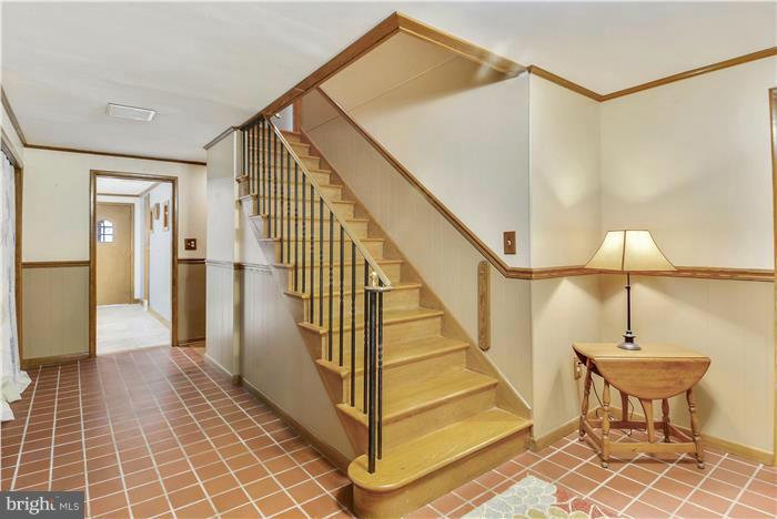 EASTON - Residential