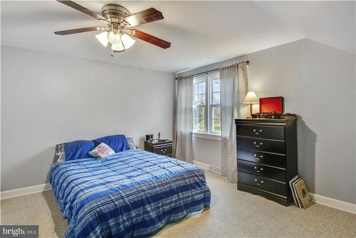 EASTON - Residential