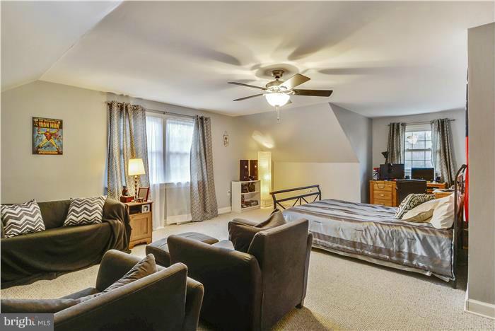 EASTON - Residential