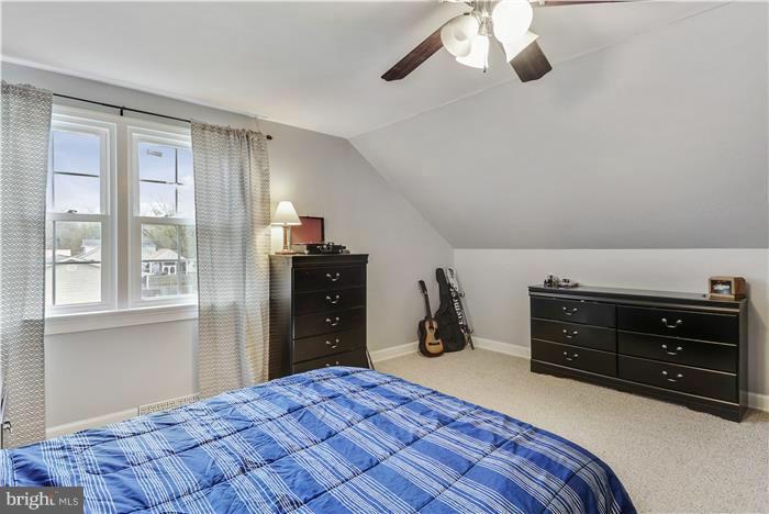 EASTON - Residential