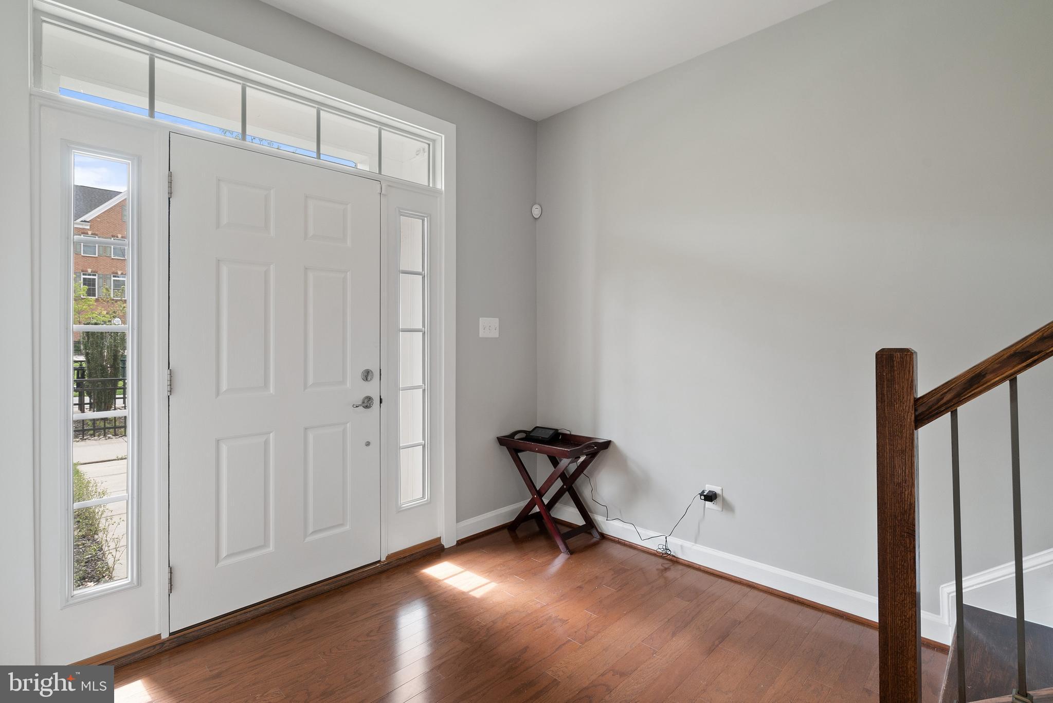 DISCOVERY SQUARE - Residential