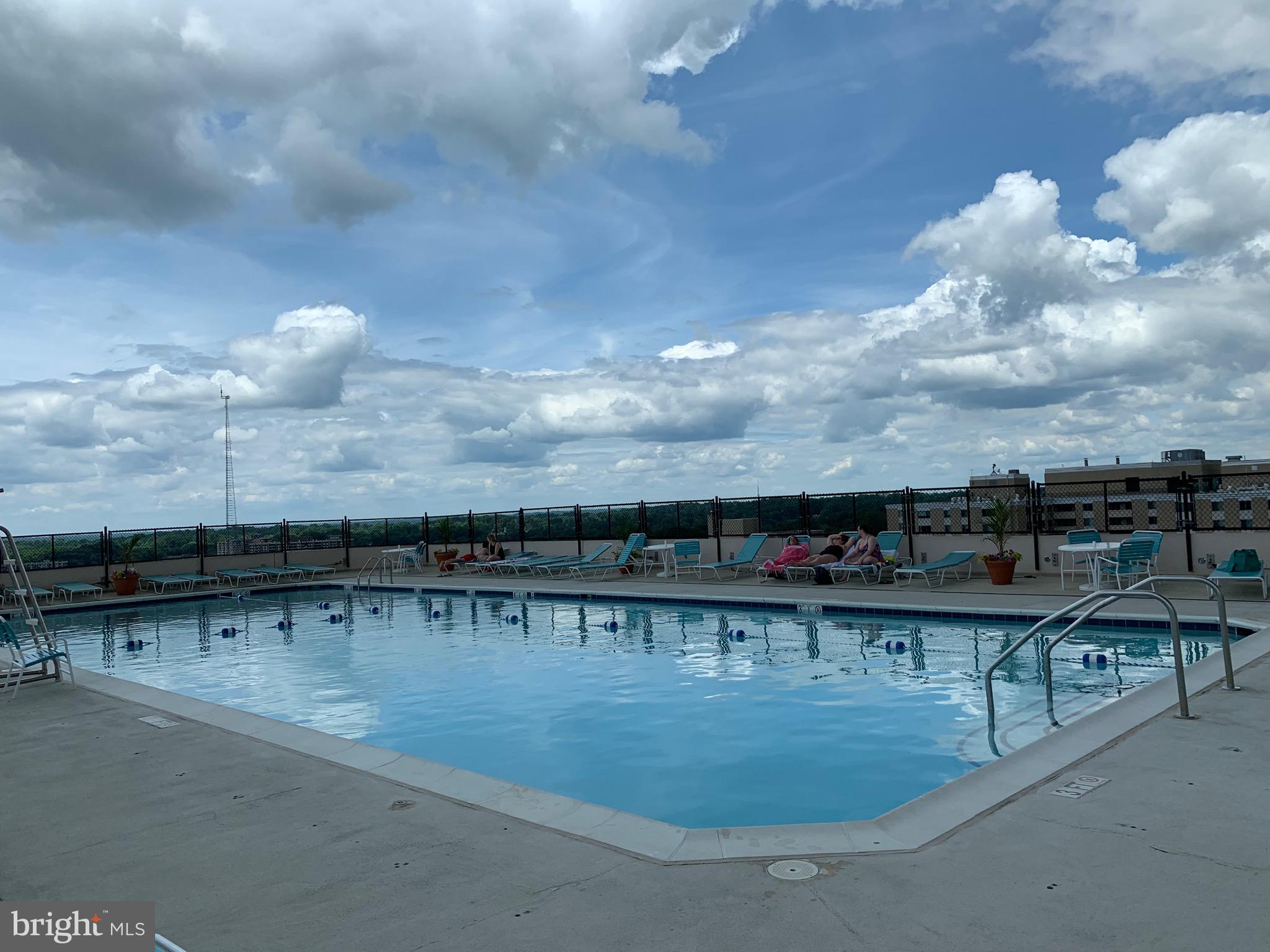 WILLOUGHBY OF CHEVY CHASE - Residential