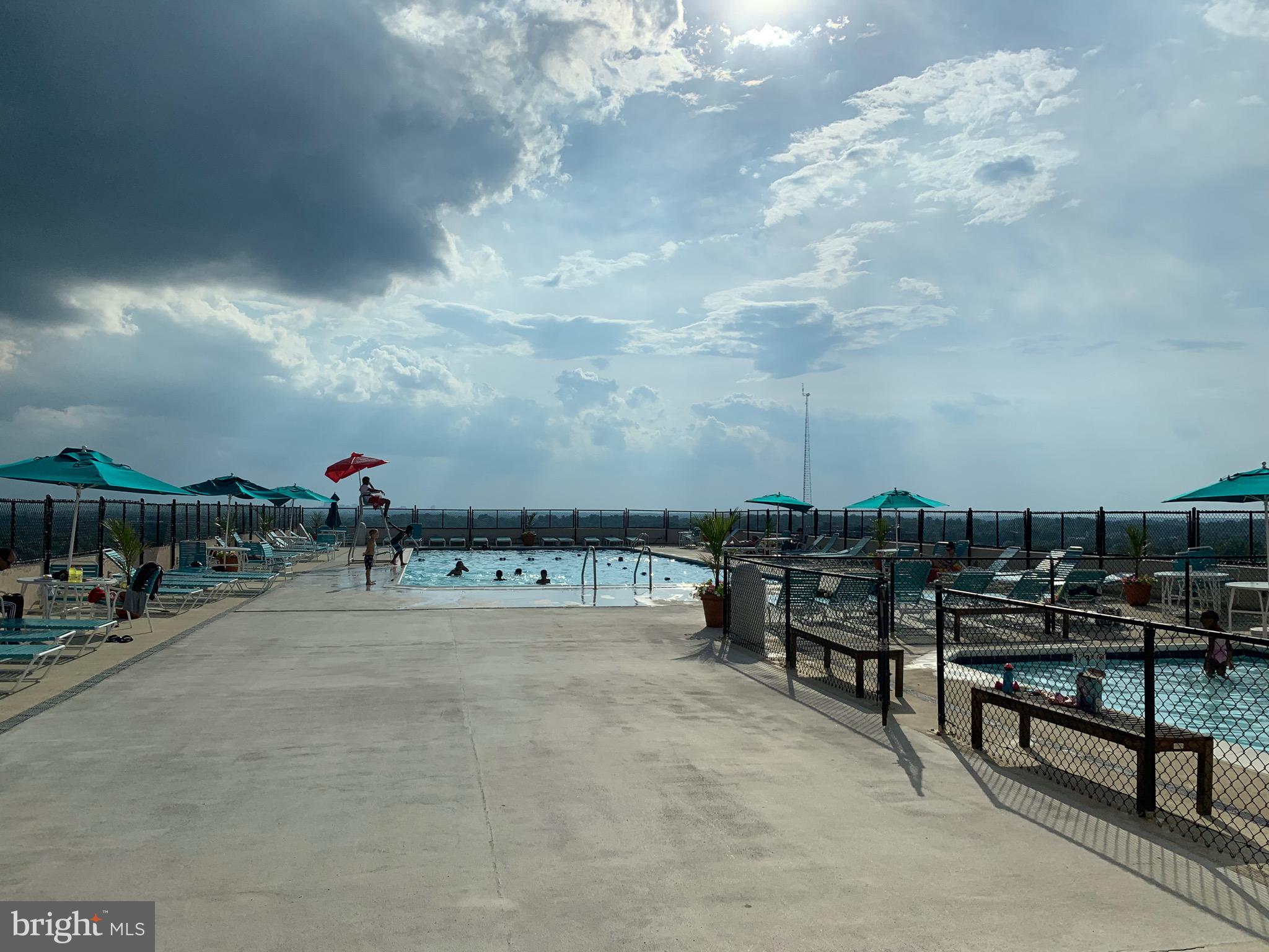 WILLOUGHBY OF CHEVY CHASE - Residential