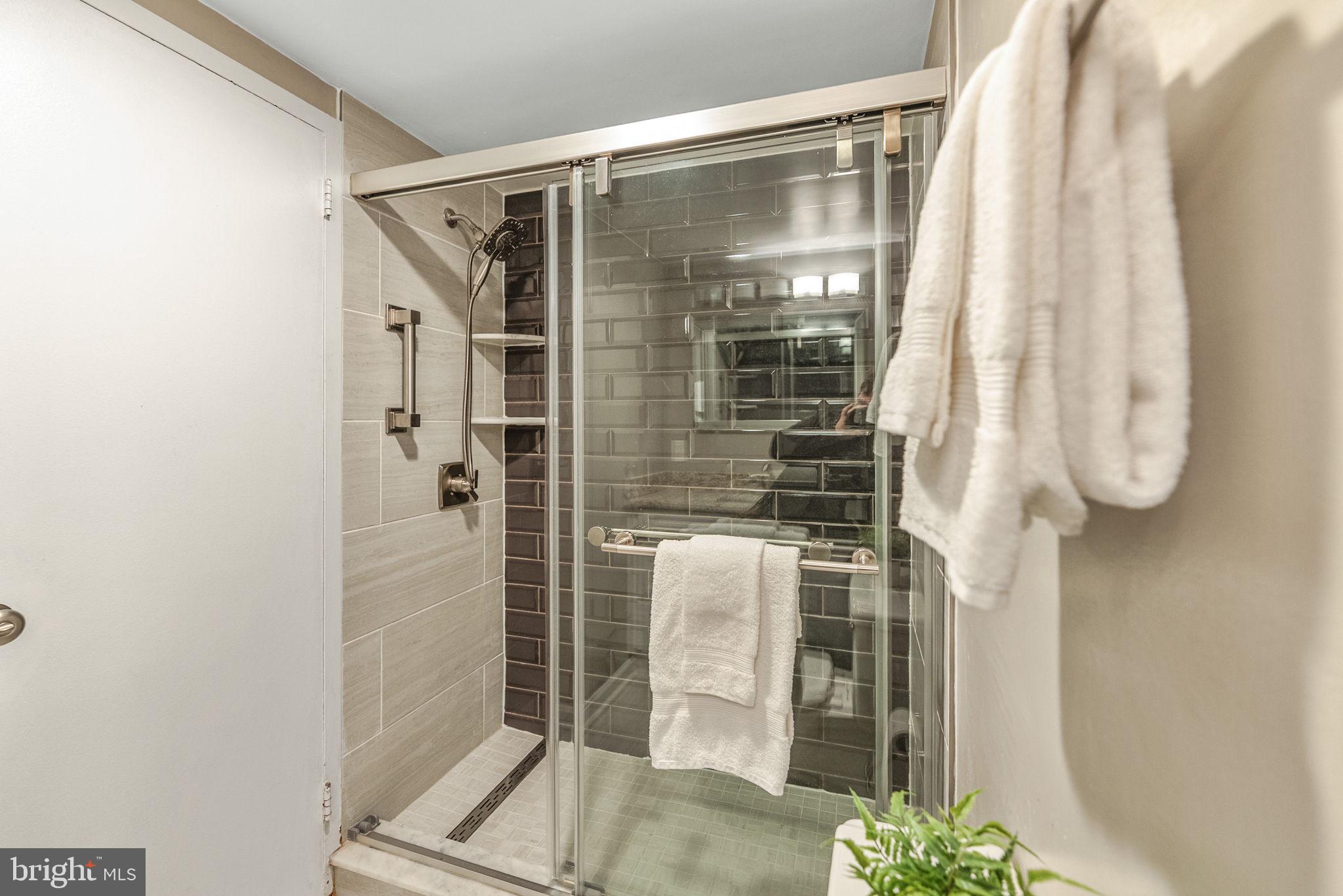 WILLOUGHBY OF CHEVY CHASE - Residential