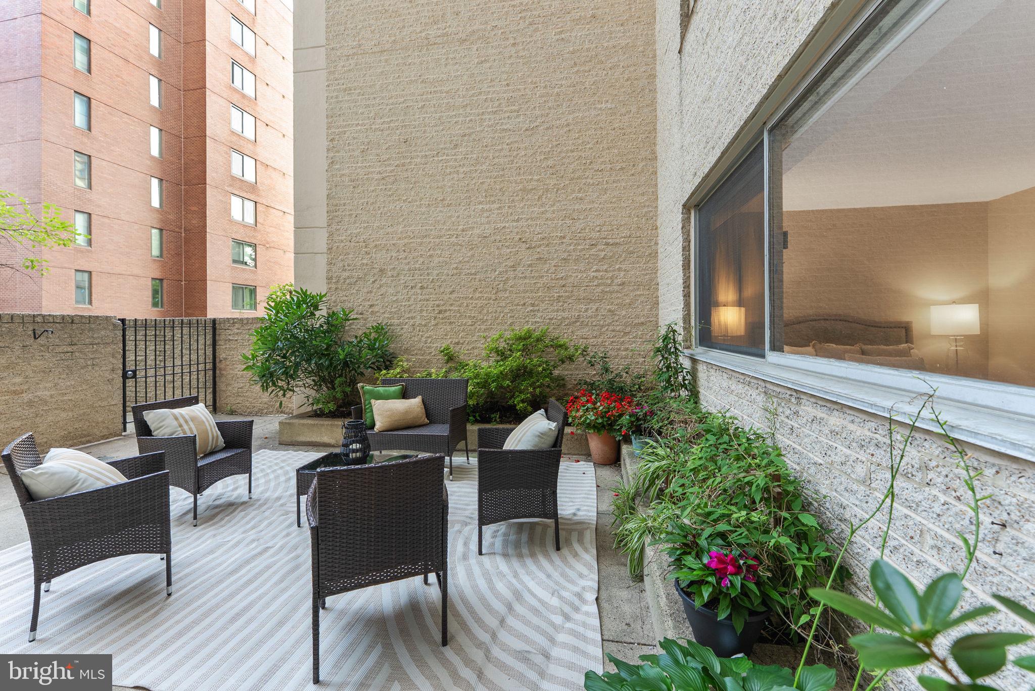 WILLOUGHBY OF CHEVY CHASE - Residential