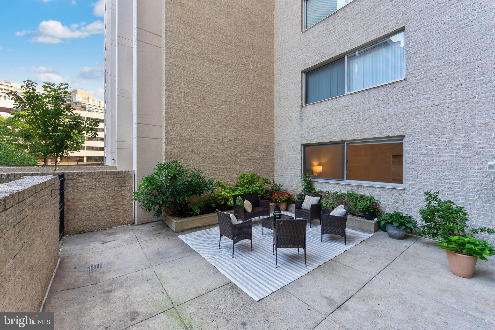 WILLOUGHBY OF CHEVY CHASE - Residential