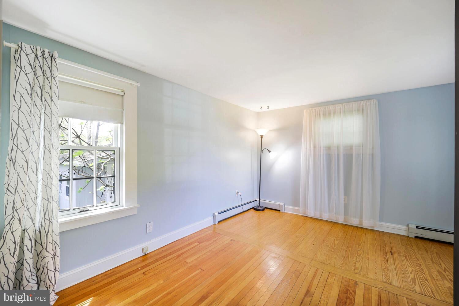 SHOREHAM BEACH - Residential