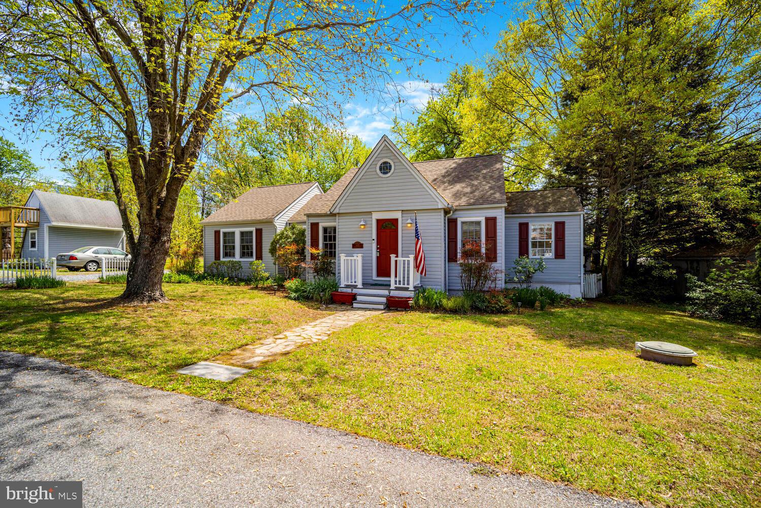 SHOREHAM BEACH - Residential