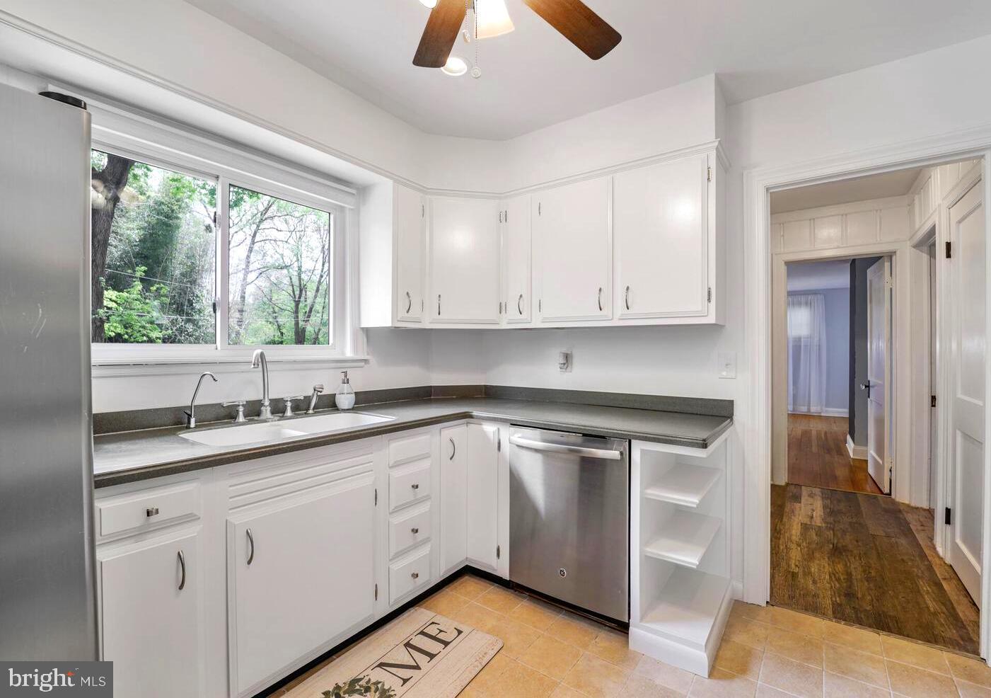 SHOREHAM BEACH - Residential