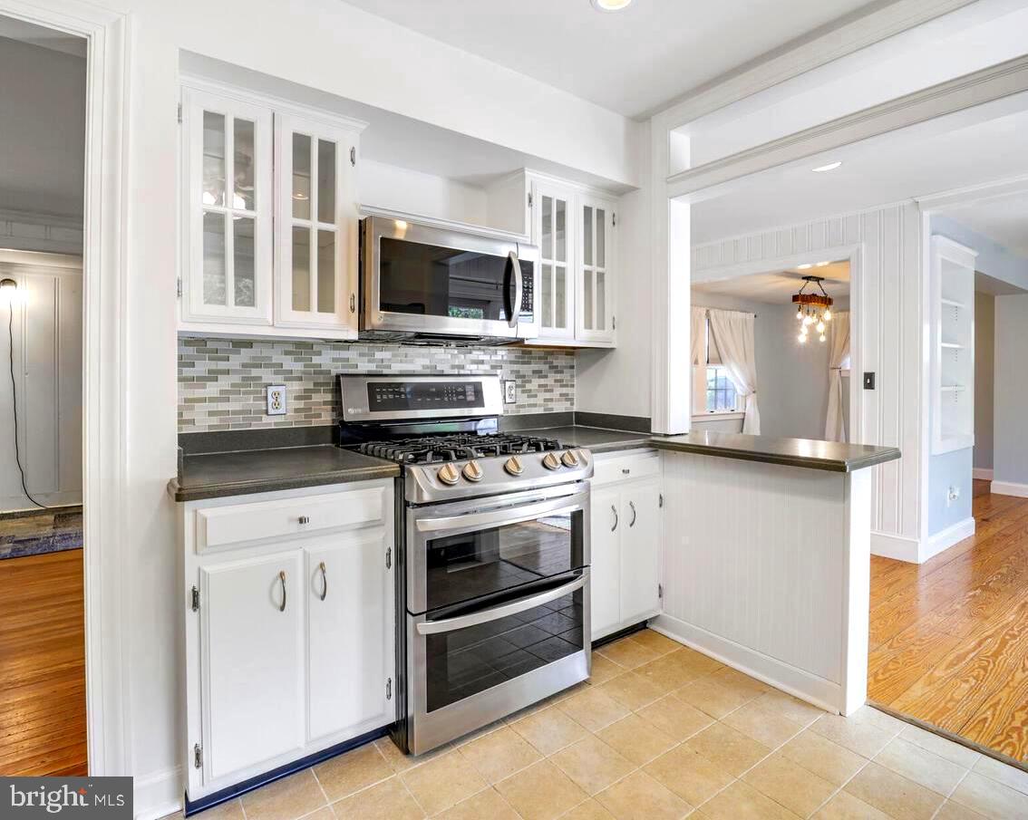 SHOREHAM BEACH - Residential