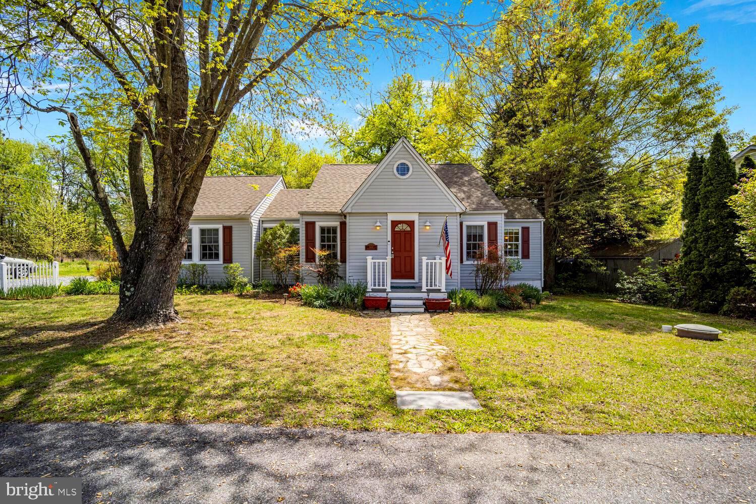 SHOREHAM BEACH - Residential