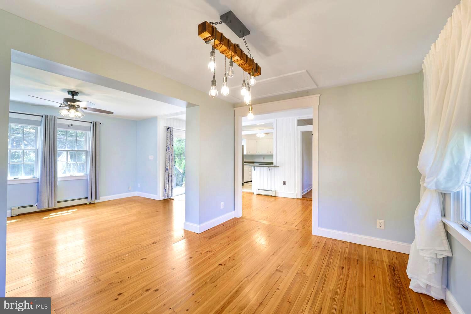 SHOREHAM BEACH - Residential