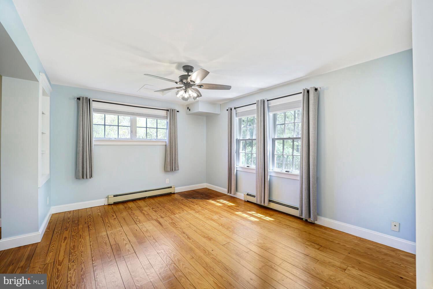 SHOREHAM BEACH - Residential