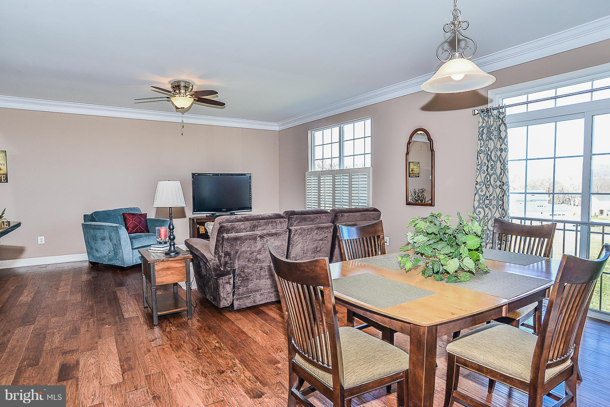 DUTCHMANS CREEK HAMLET - Residential