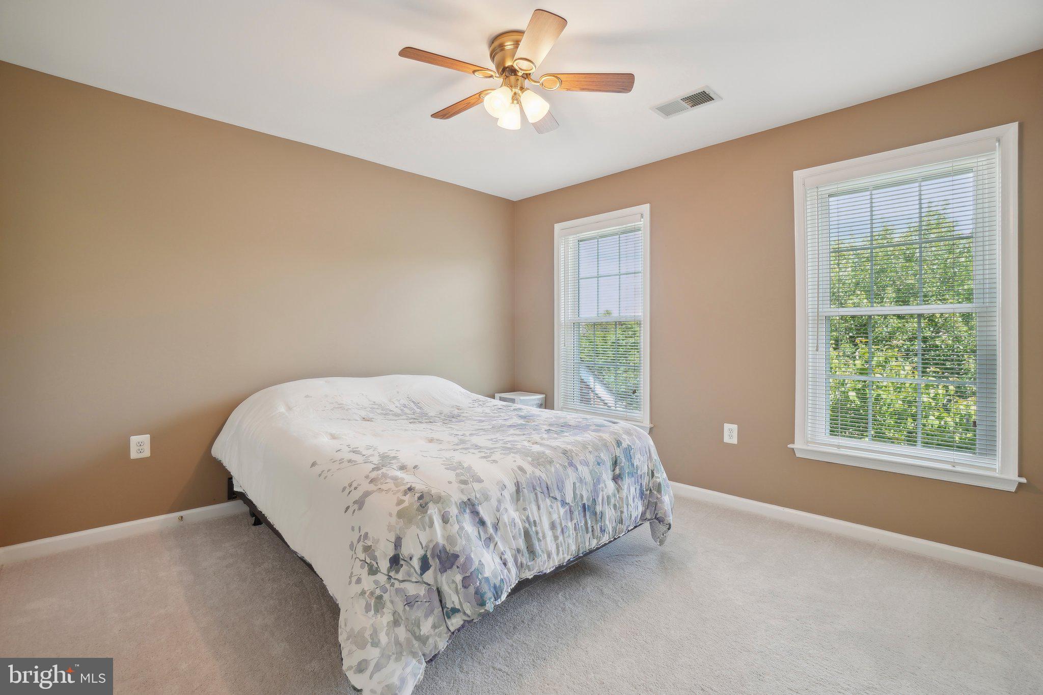 CAMERON CHASE - Residential