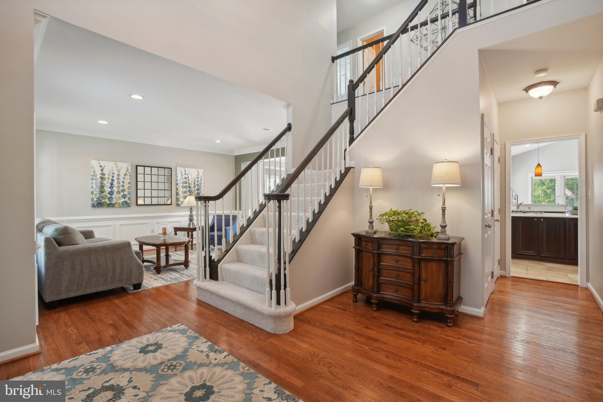 CAMERON CHASE - Residential