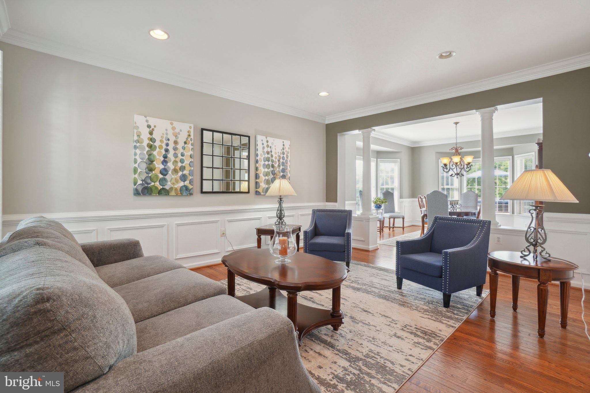 CAMERON CHASE - Residential