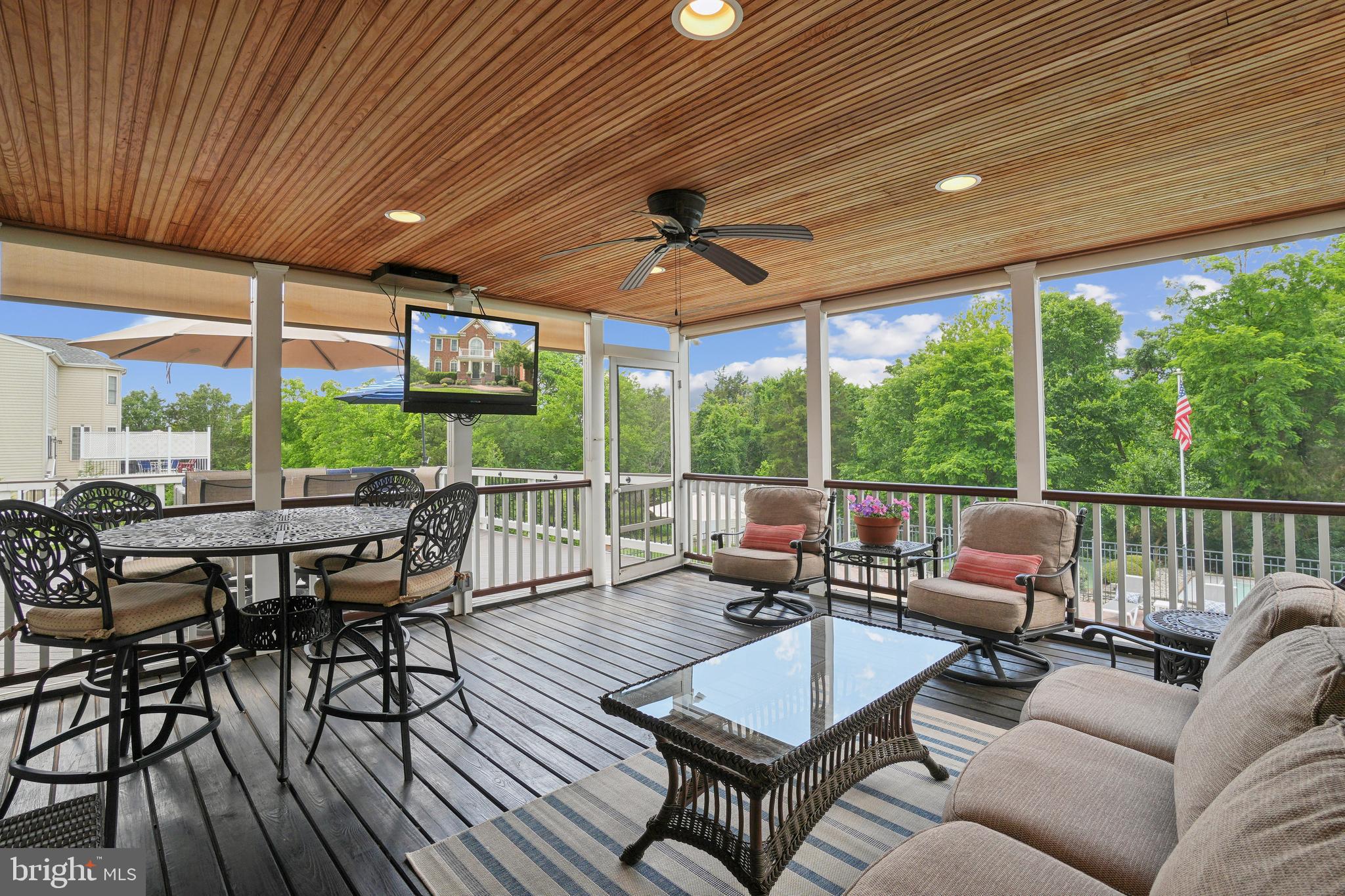 CAMERON CHASE - Residential