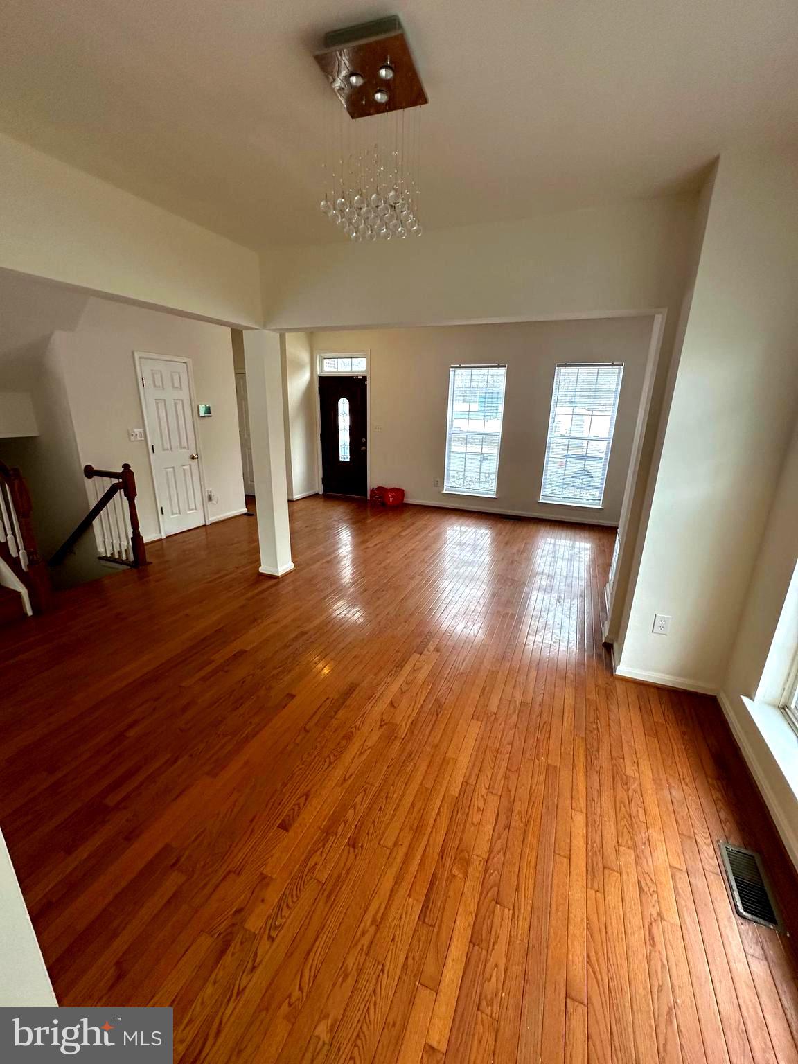 WILLOW CREEK - Residential Lease