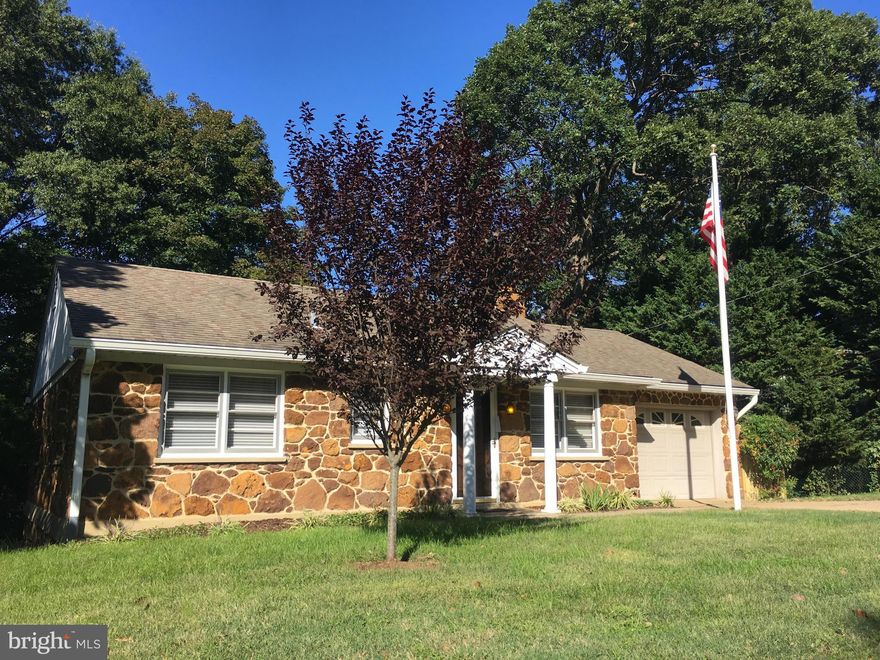 *****SUPER CLEAN CHARMING RANCHER W/GARAGE & OFF STREET PARKING RIGHT NEXT TO THE NAVY STADIUM***** Best location in town: 3mins to downtown & 3 mins to Rt.50 !! Close proximity to DNR, the District Courthouse and Naval Academy. Property boasts beautiful hardware floors and two fireplaces, a beautifully treed & private lot, plus lots of storage in cedar closet and easy access attic. Landlord will do 1 yr lease but prefers longer term if possible. There is a ton of living space on the lower walkout level that includes easy access to covered patio and large back yard.  Immediate occupancy! COME SEE FOR YOURSELF !!