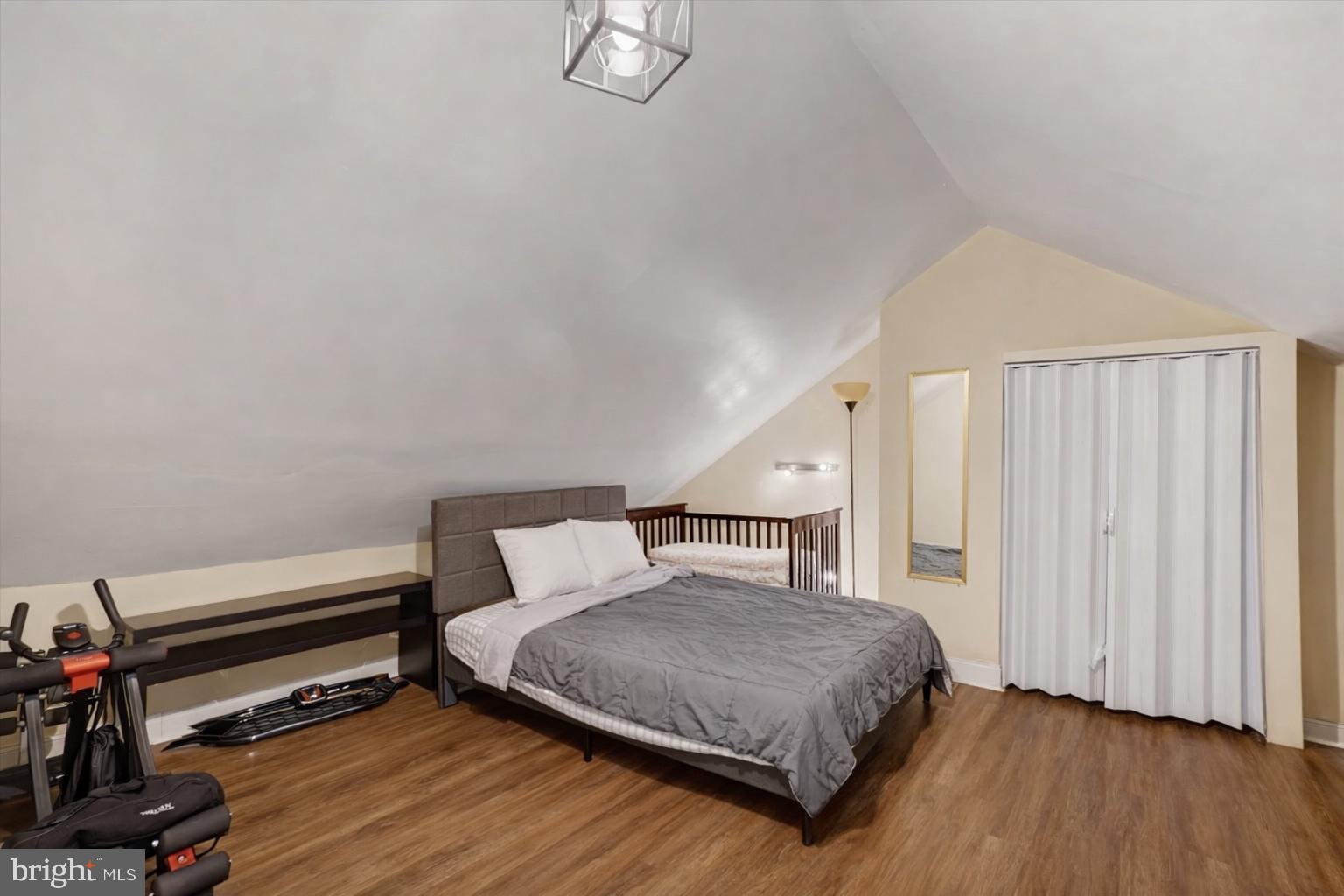 YORK CITY - Residential