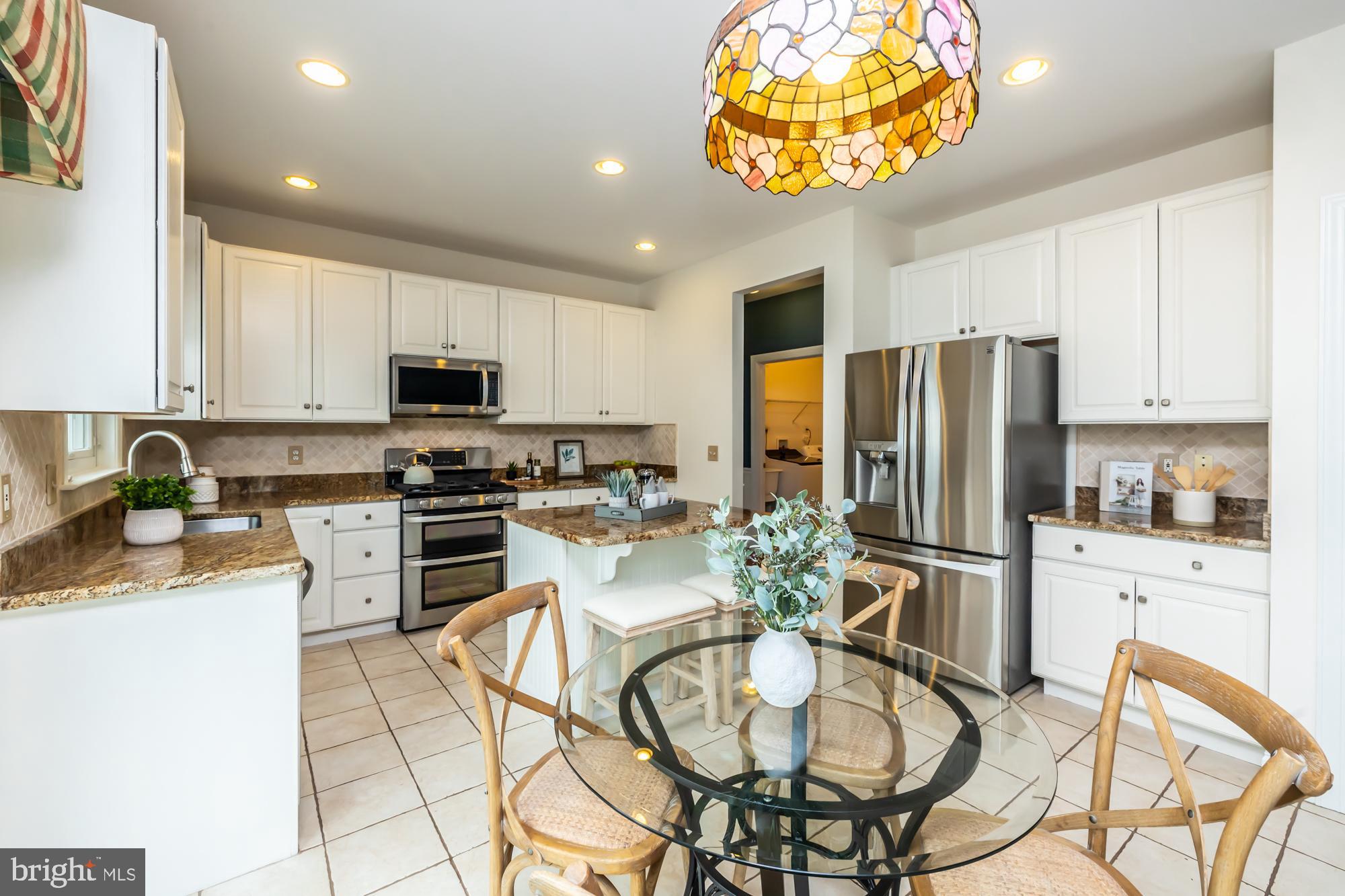 TRADITIONS AT INNI - Residential