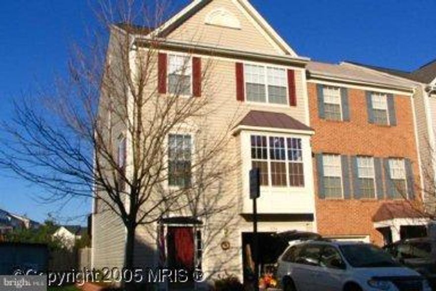 Centre Ridge gorgeous bright end unit TH!  Updated kitchen.  Shows well.   Great outdoor living area with large deck off kitchen/breakfast area/,covered deck underneath, fenced back yard.  Master retreat with hardwood floors and garden bath.  LL family room with gas FP, walk out to fenced back yard.  One car garage, lots of visitor spaces. Close to shopping, entertainment, restaurants. 

Enjoy all that Centre Ridge has to offer: outdoor pool/tennis courts/tot tots