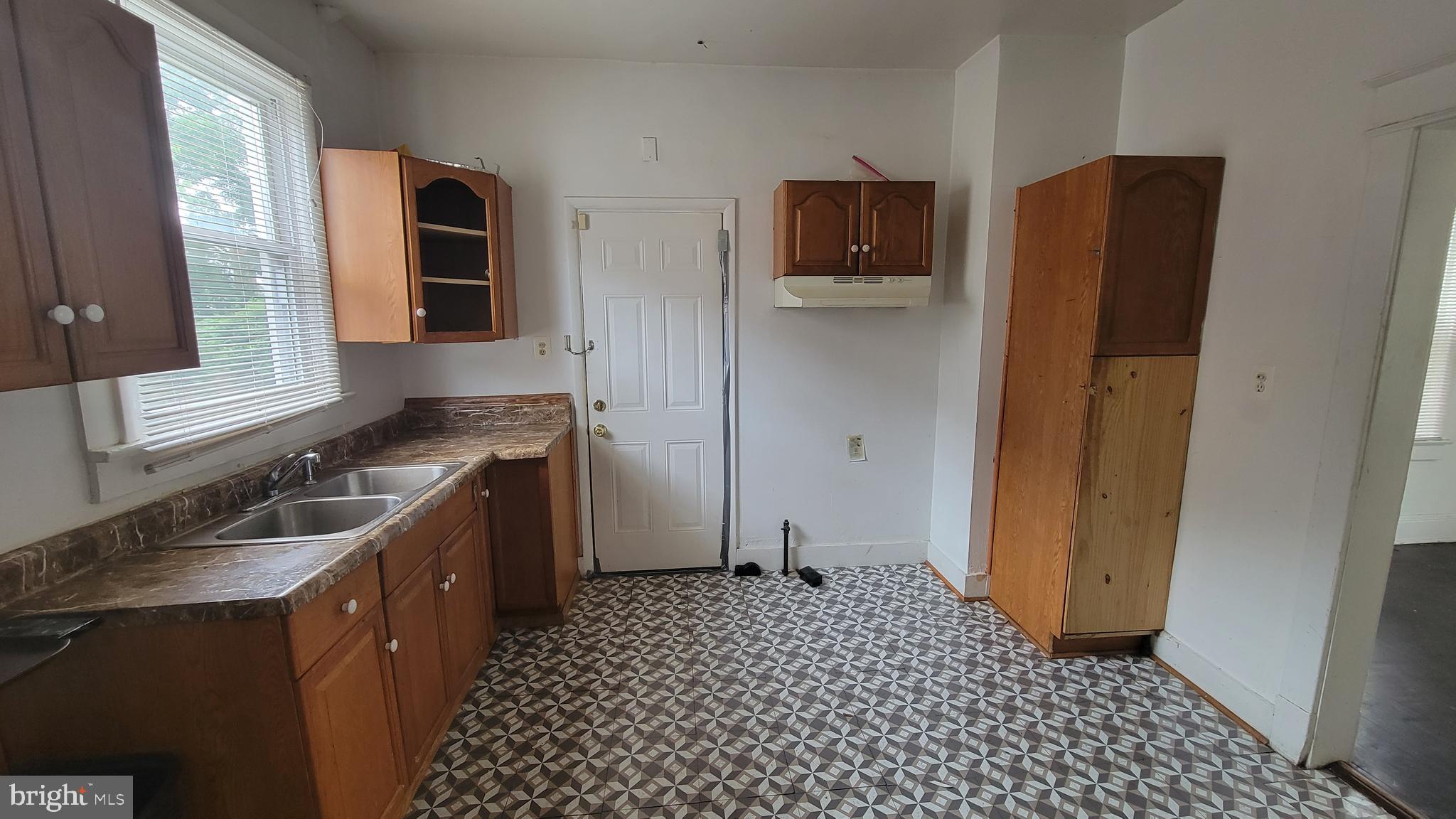 BEAVER HEIGHTS - Residential