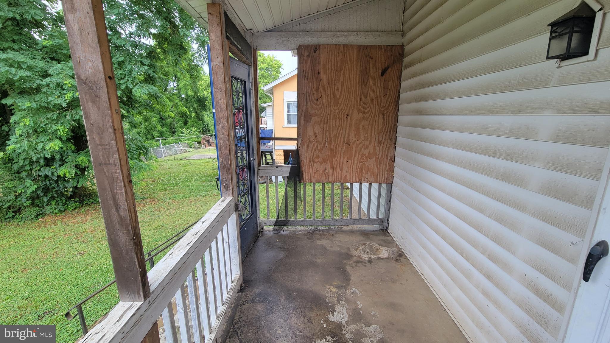 BEAVER HEIGHTS - Residential