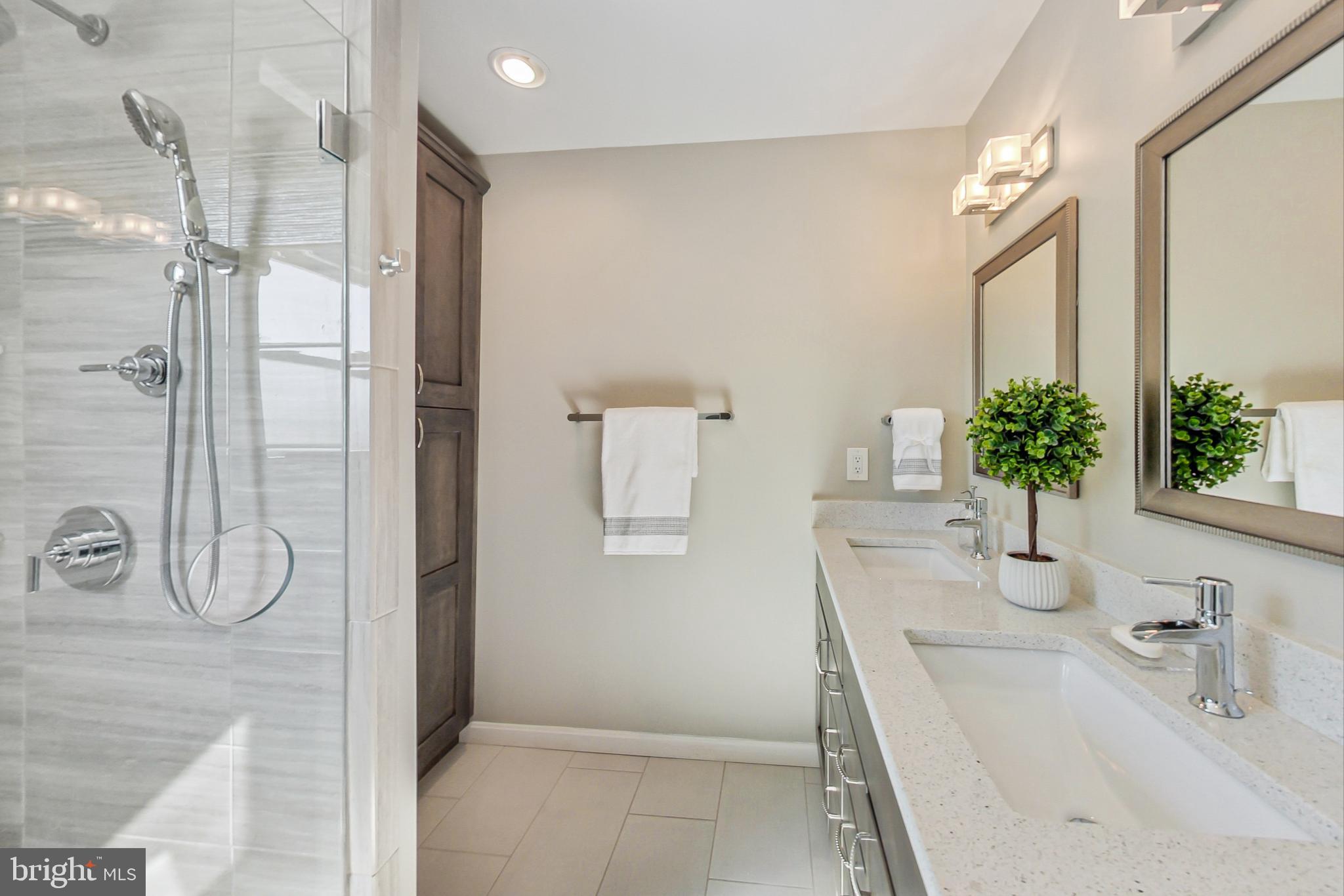 THE DOWNS - Residential