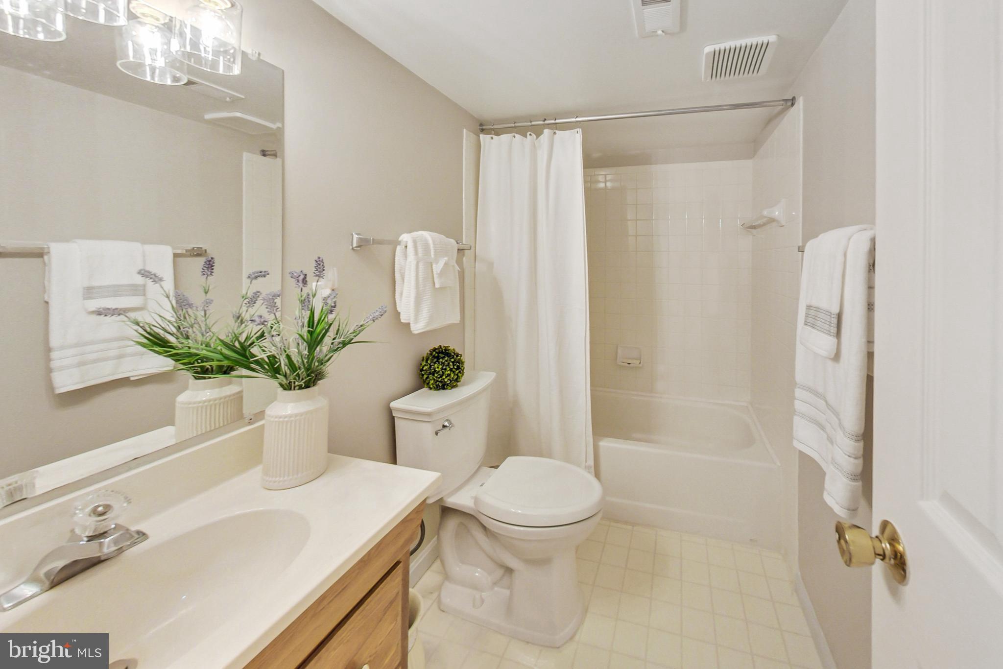 THE DOWNS - Residential