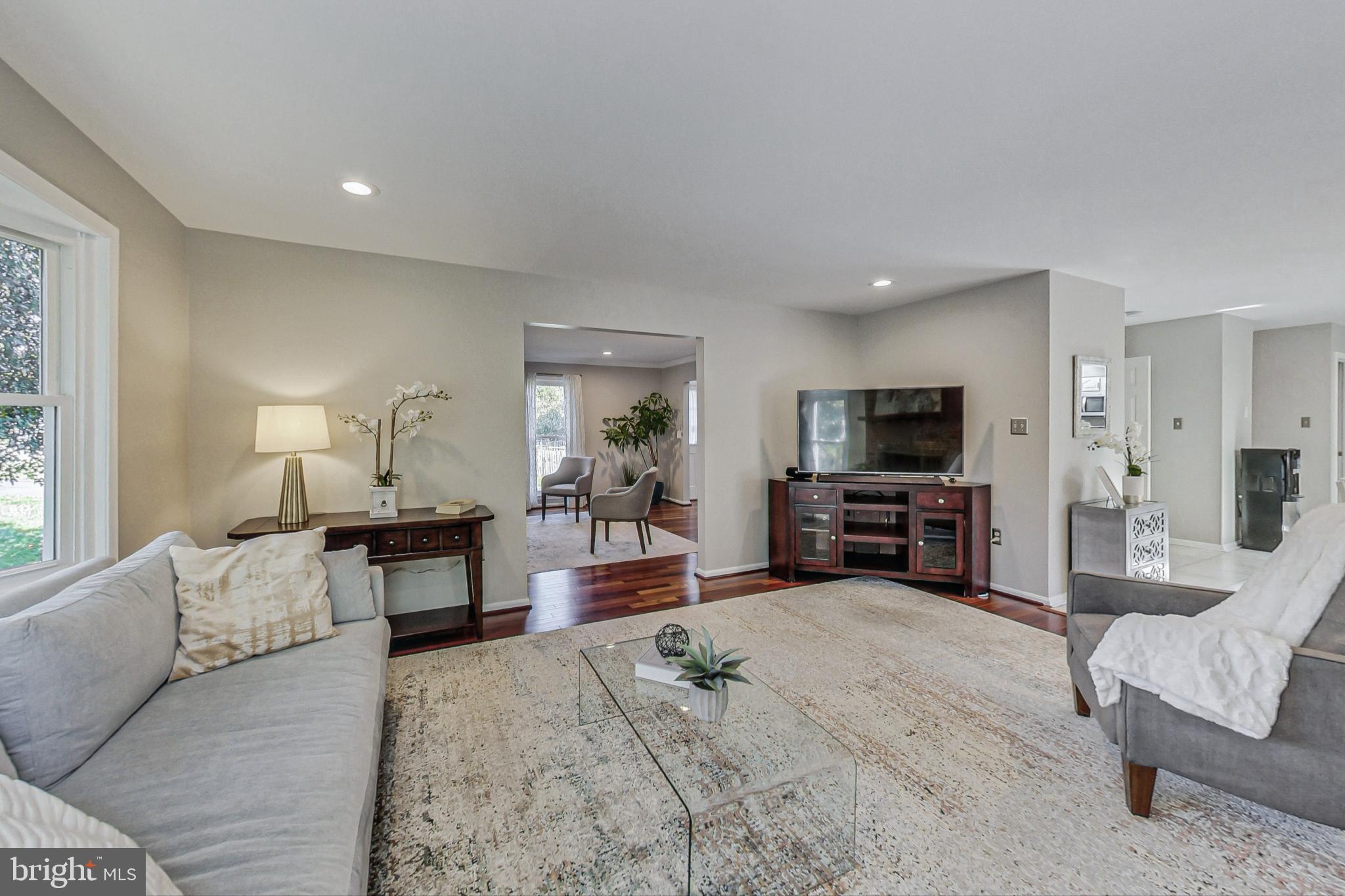 THE DOWNS - Residential