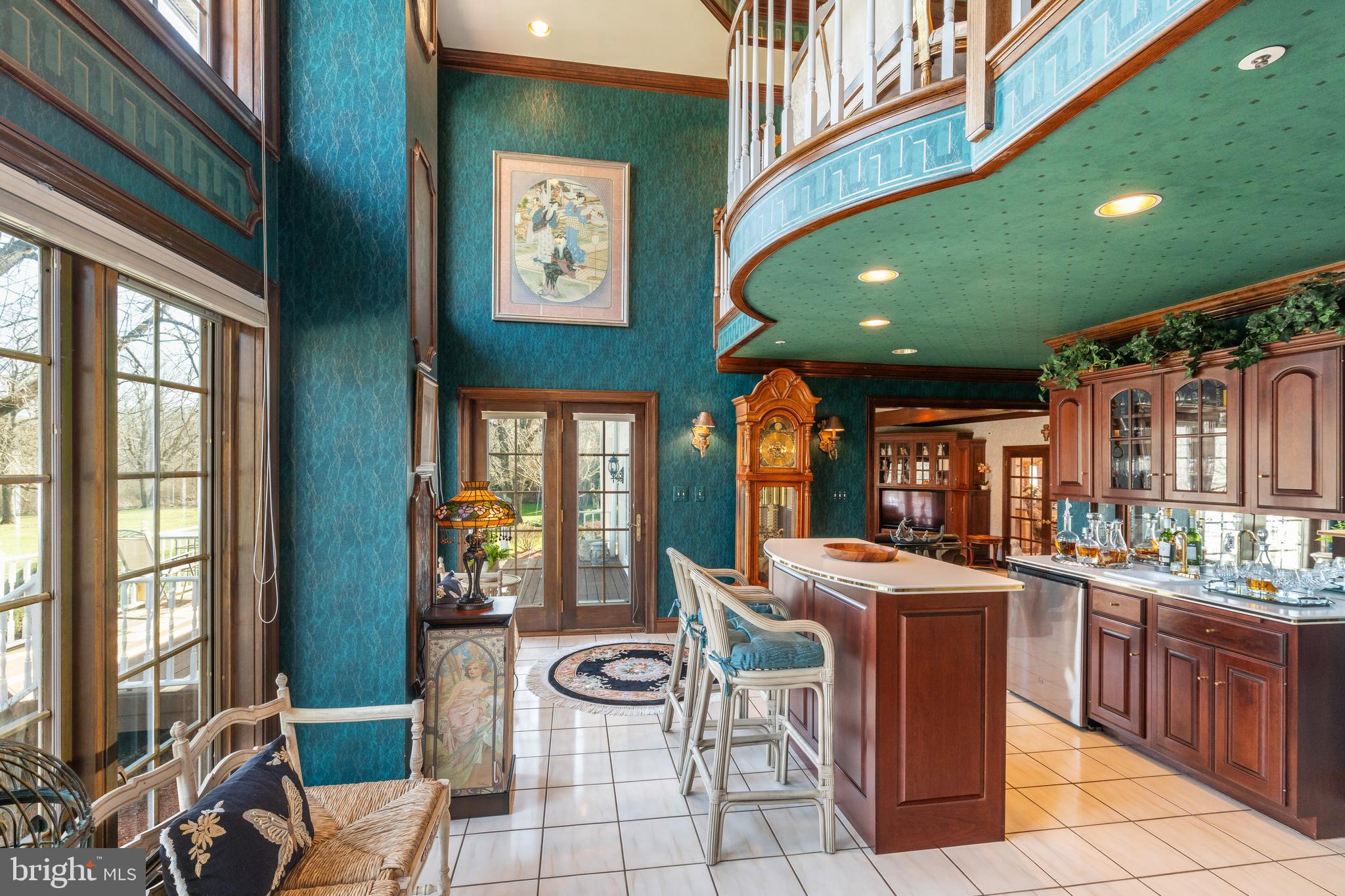 COUNTRY CLUB ESTS - Residential