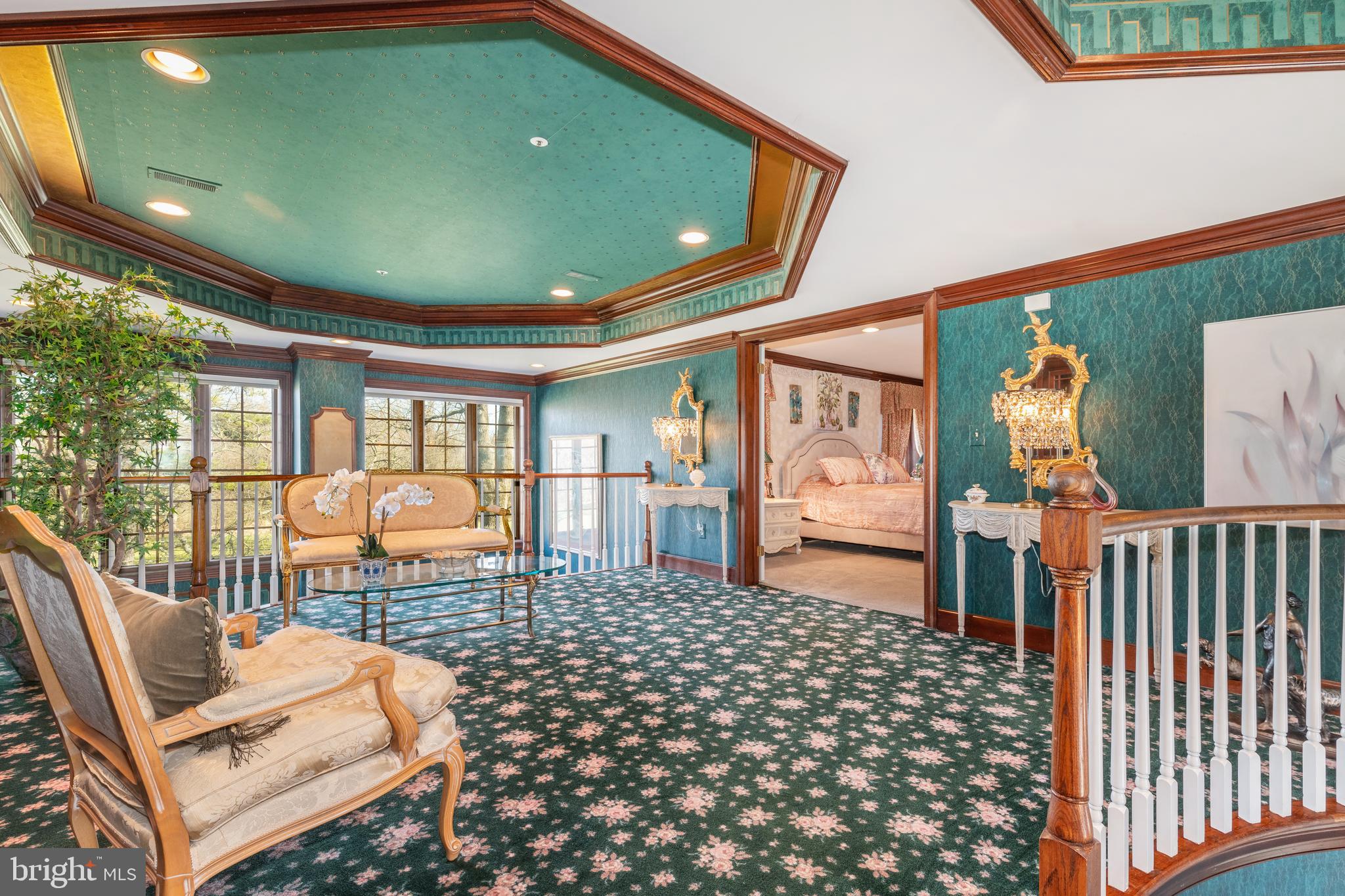 COUNTRY CLUB ESTS - Residential