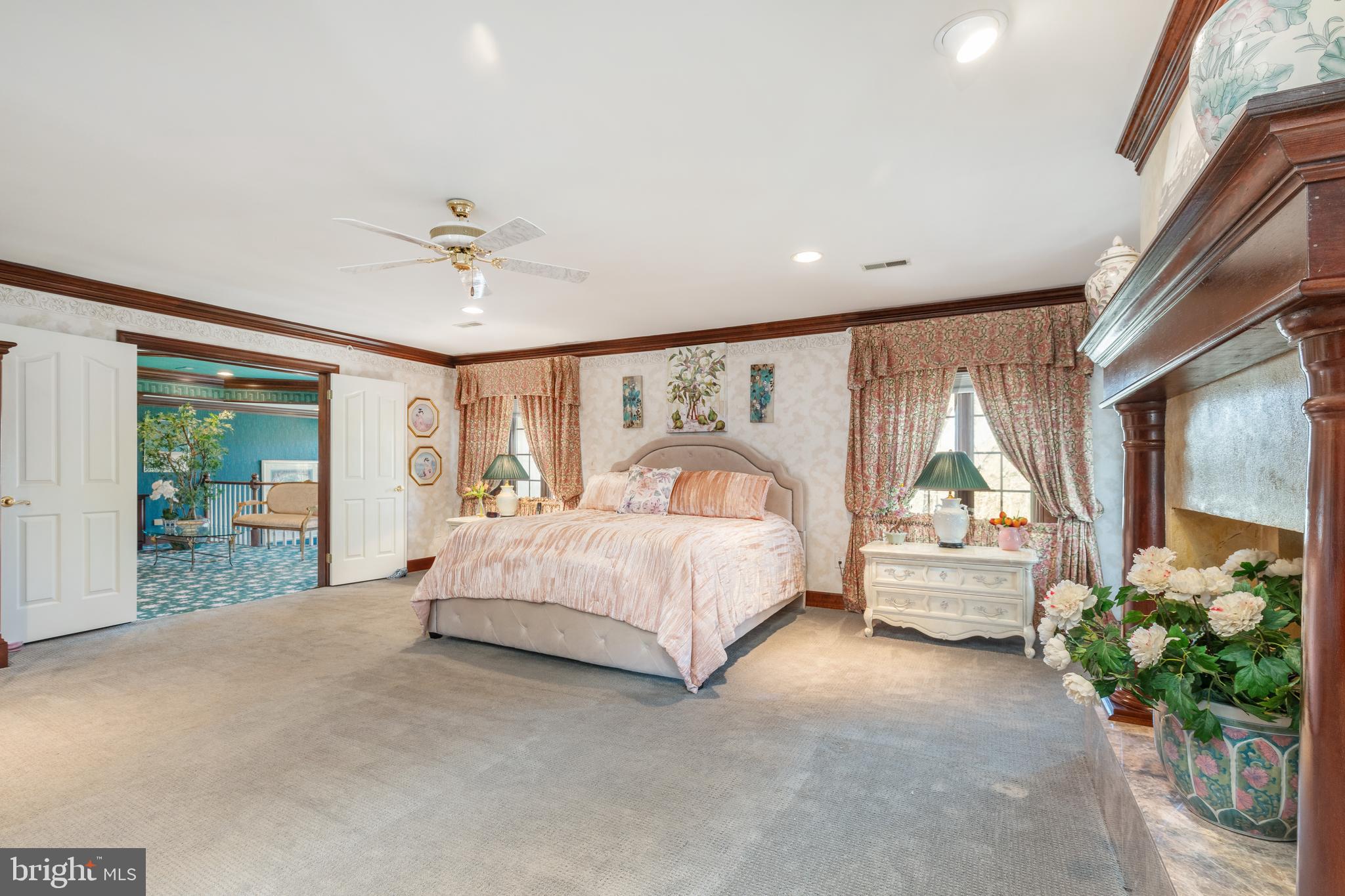 COUNTRY CLUB ESTS - Residential