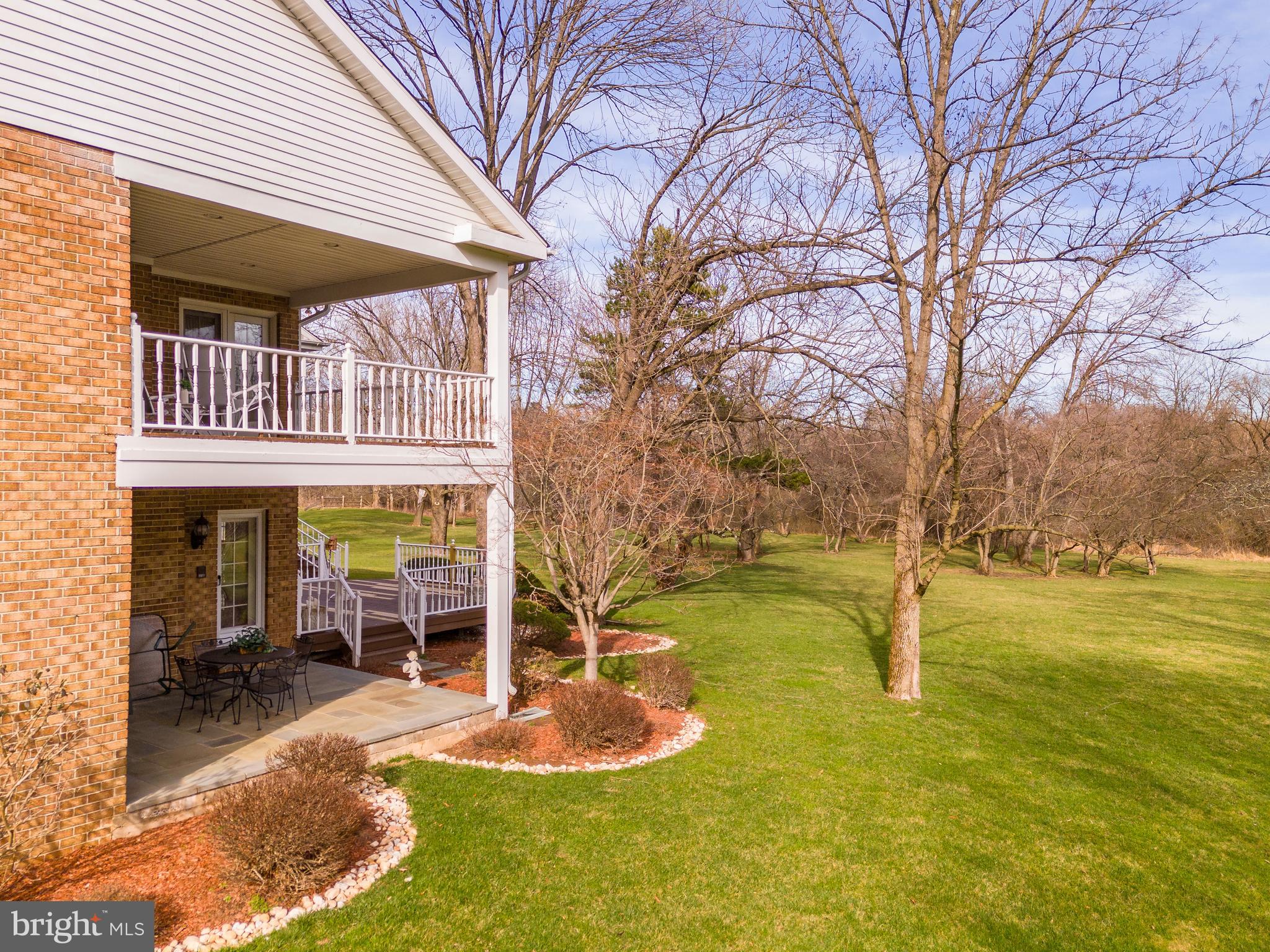 COUNTRY CLUB ESTS - Residential