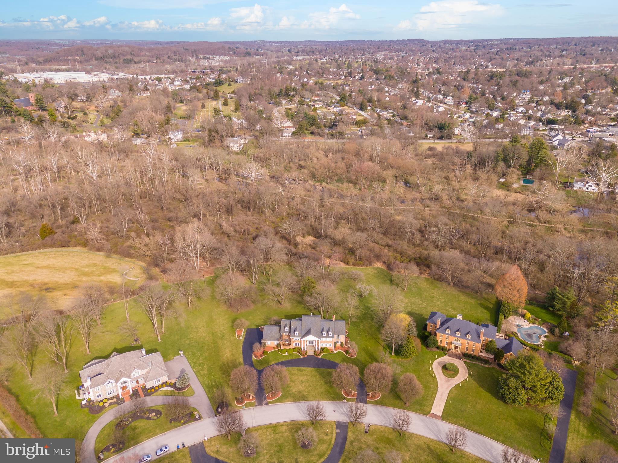 COUNTRY CLUB ESTS - Residential