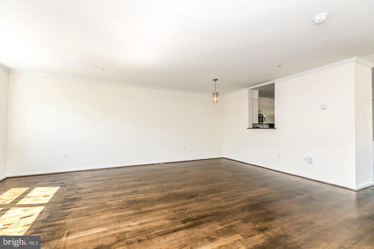 VILLAGES OF HOMELAND - Residential Lease