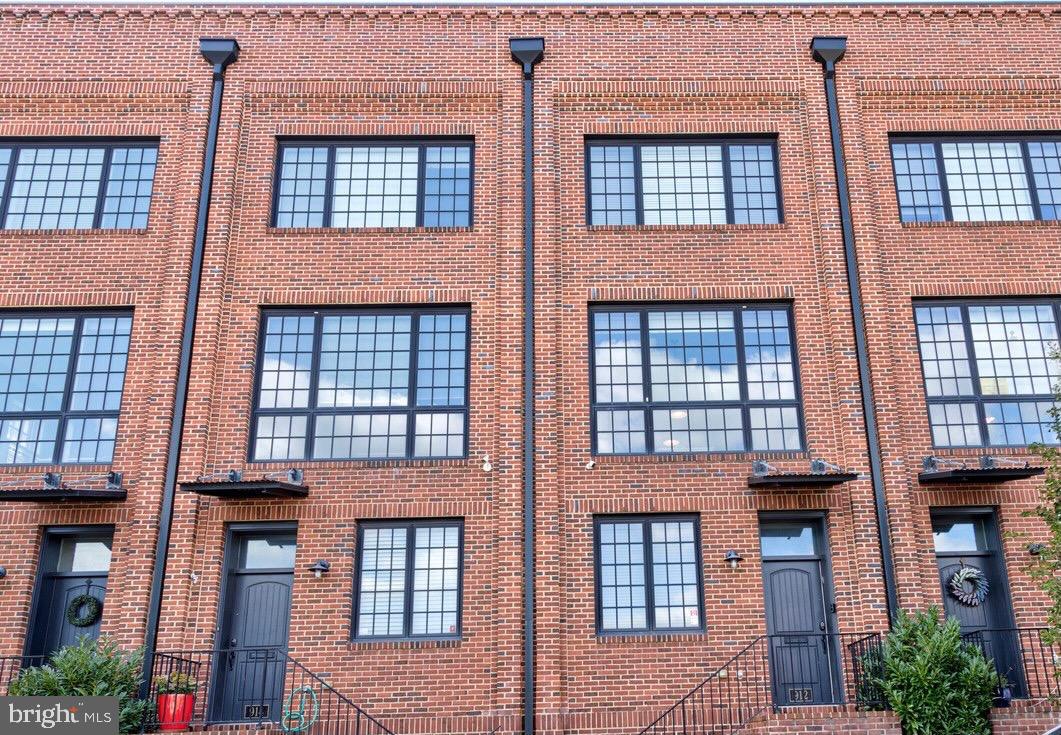 BREWERS HILL - Residential