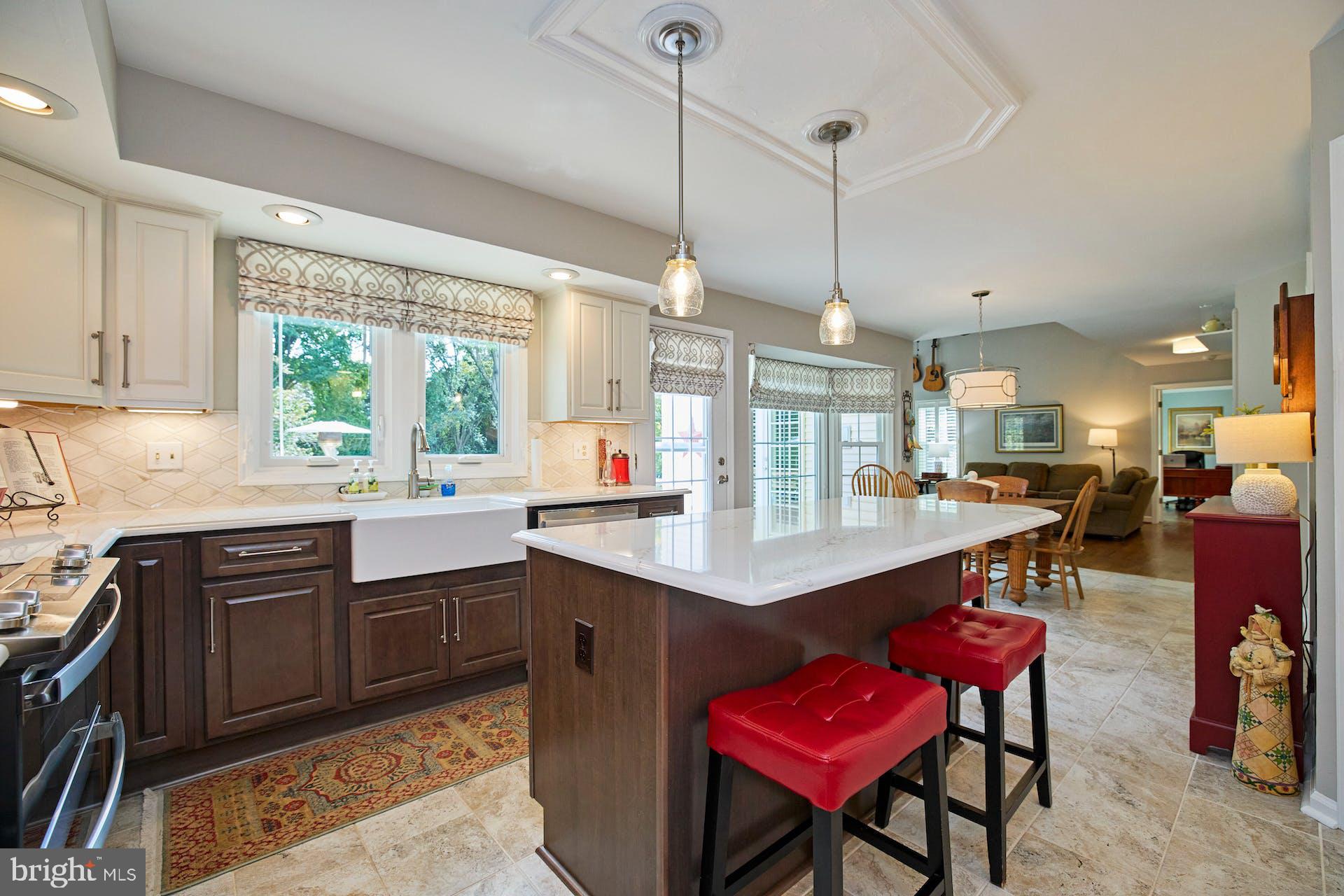 FAIRFAX HUNT - Residential